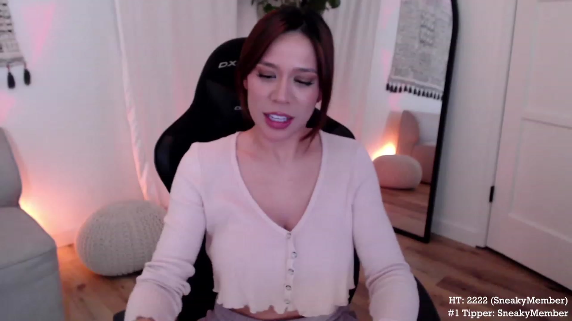 Gallery image thumbnail from Marie's myfreecams stream on, 01/06/2024, 05:53 image 2 of 20