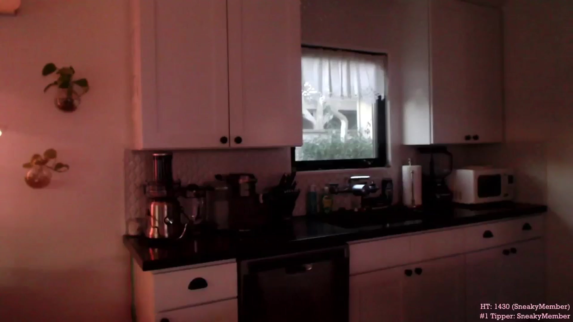 Gallery image thumbnail from Marie's myfreecams stream on, 02/14/2024, 02:12 image 11 of 20