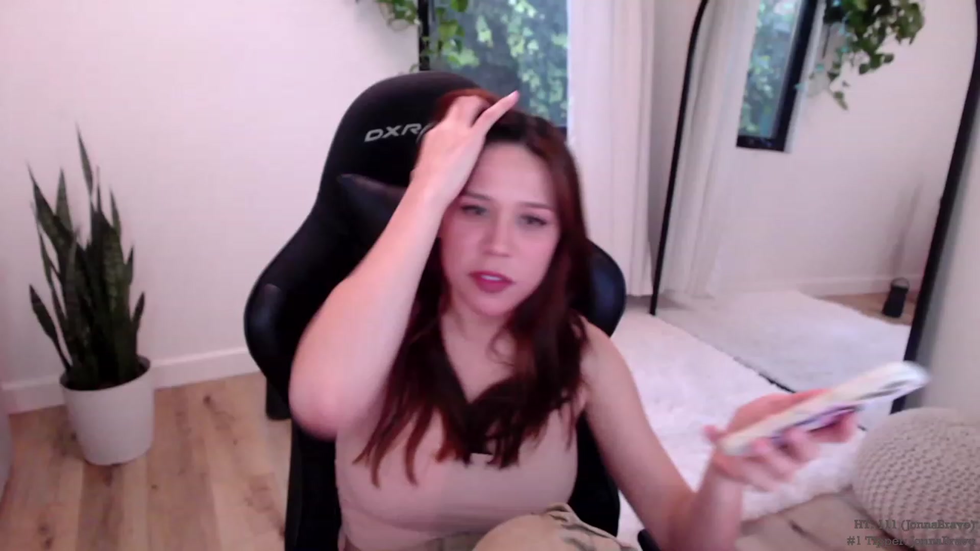 Gallery image thumbnail from Marie's myfreecams stream on, 03/06/2024, 01:54 image 2 of 20