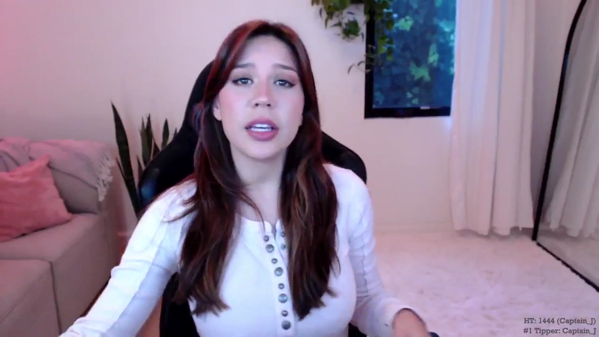 Gallery image thumbnail from Marie's myfreecams stream on, 03/08/2024, 03:05 image 9 of 20