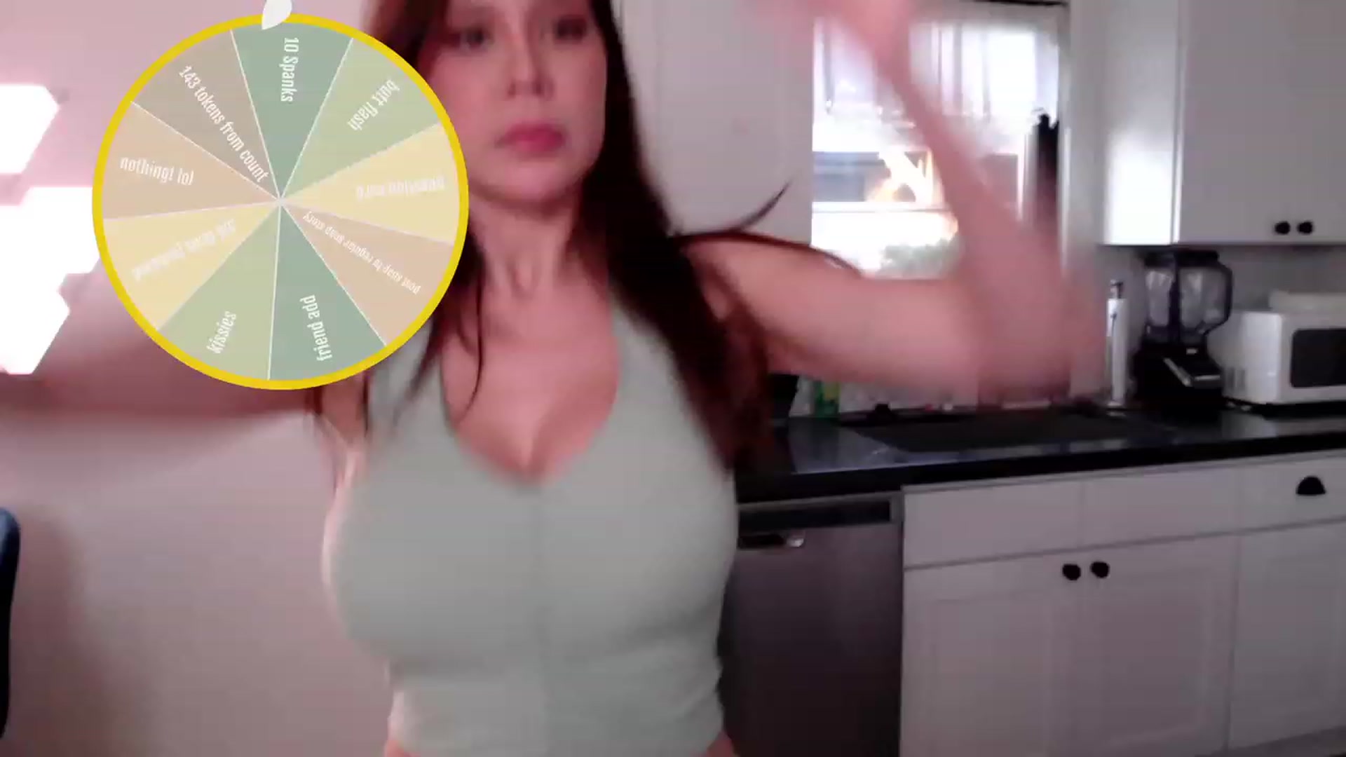 Gallery image thumbnail from Marie's myfreecams stream on, 03/14/2024, 02:05 image 18 of 20