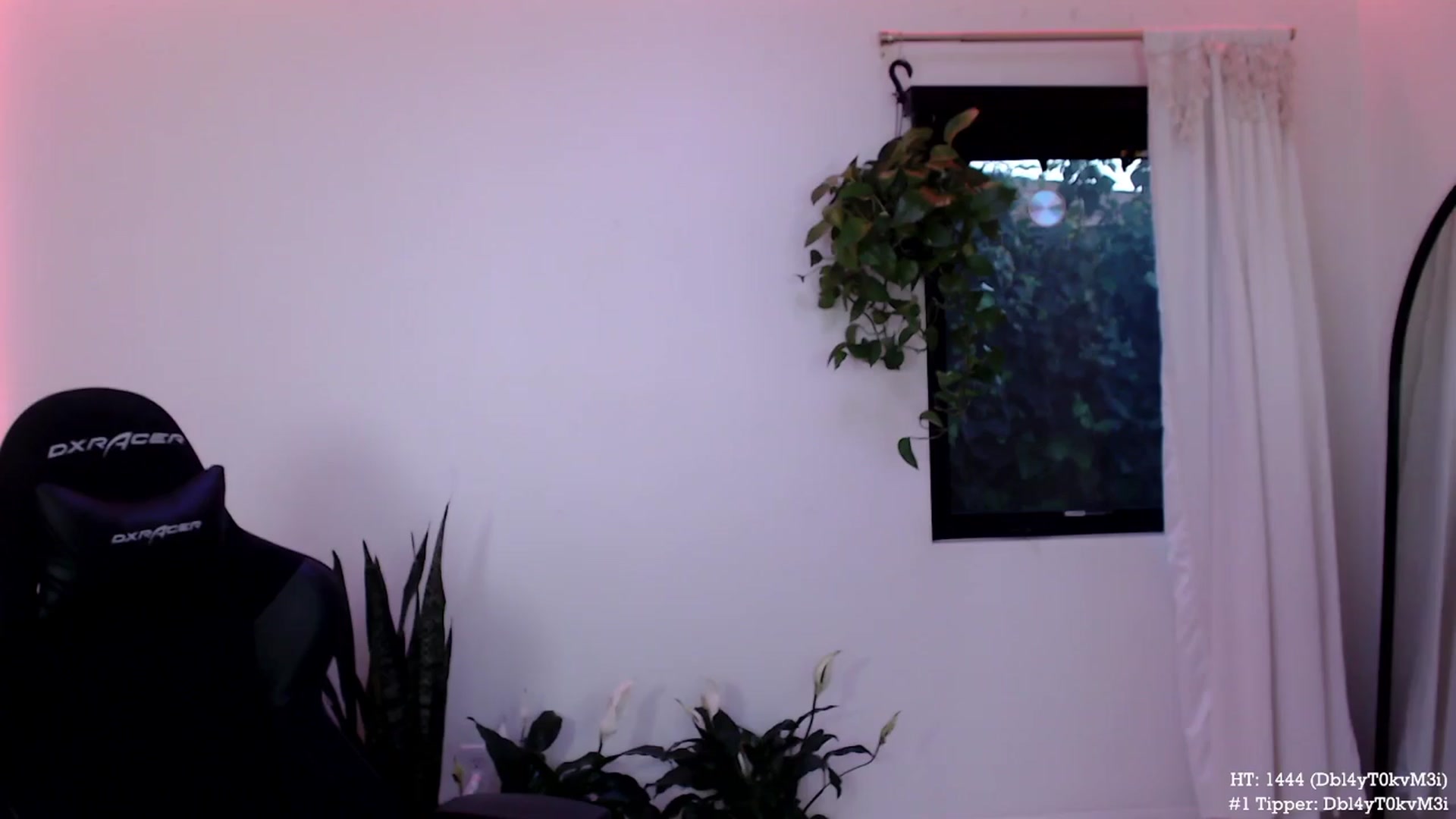 Gallery image thumbnail from Marie's myfreecams stream on, 03/28/2024, 02:20 image 16 of 20