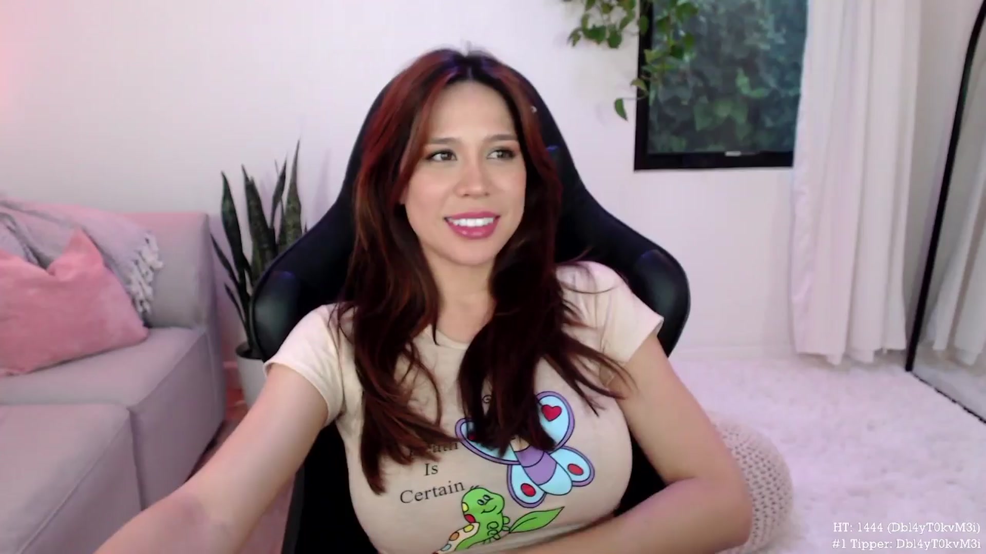 Gallery image thumbnail from Marie's myfreecams stream on, 03/28/2024, 02:20 image 14 of 20
