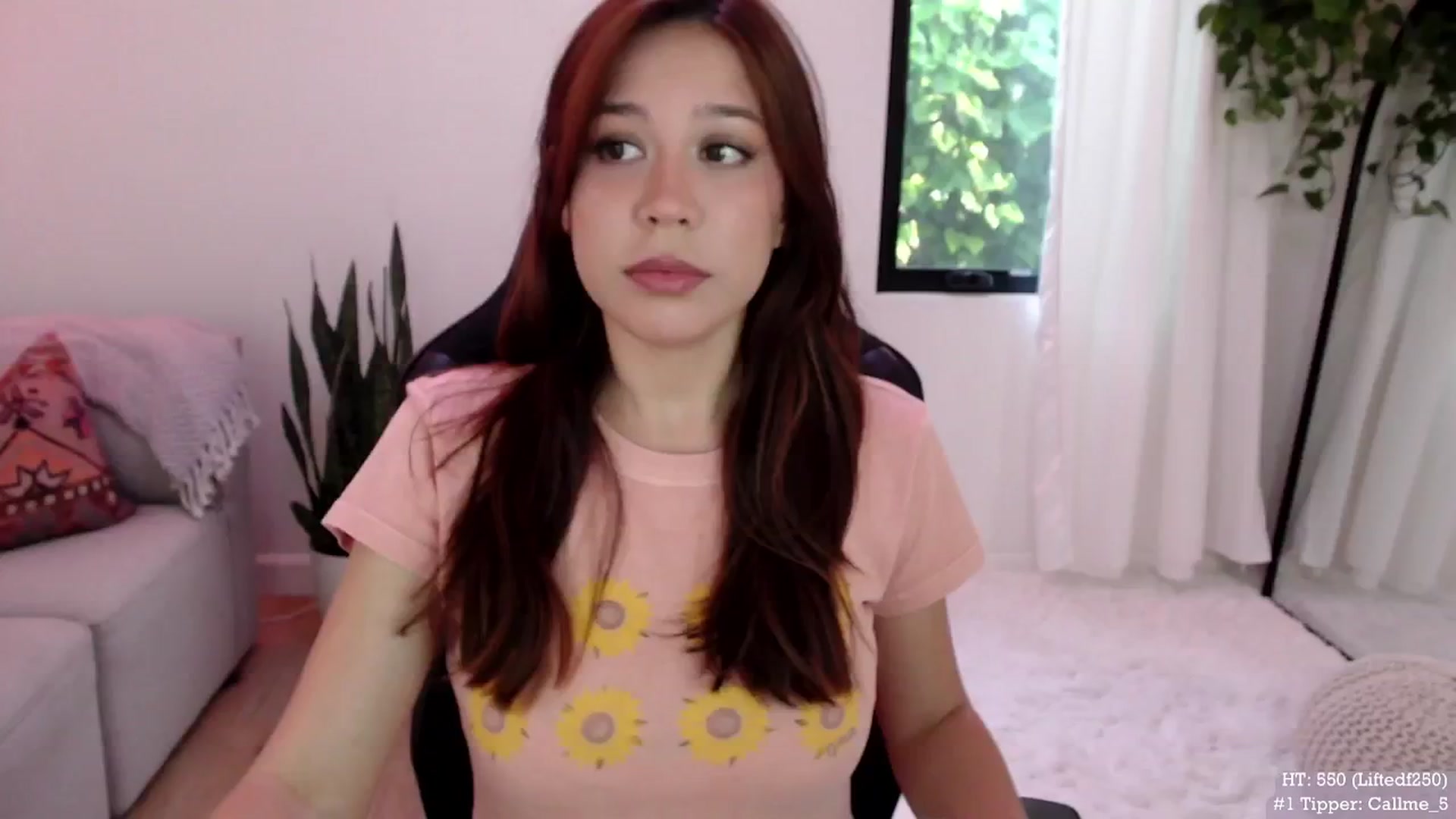 Gallery image thumbnail from Marie's myfreecams stream on, 05/03/2024, 04:07 image 5 of 20