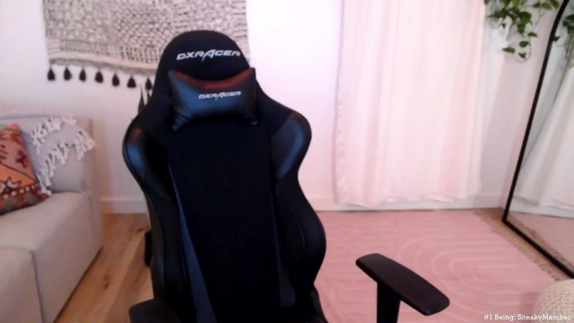 Gallery image thumbnail from Marie's myfreecams stream on, 05/09/2024, 04:07 image 19 of 20