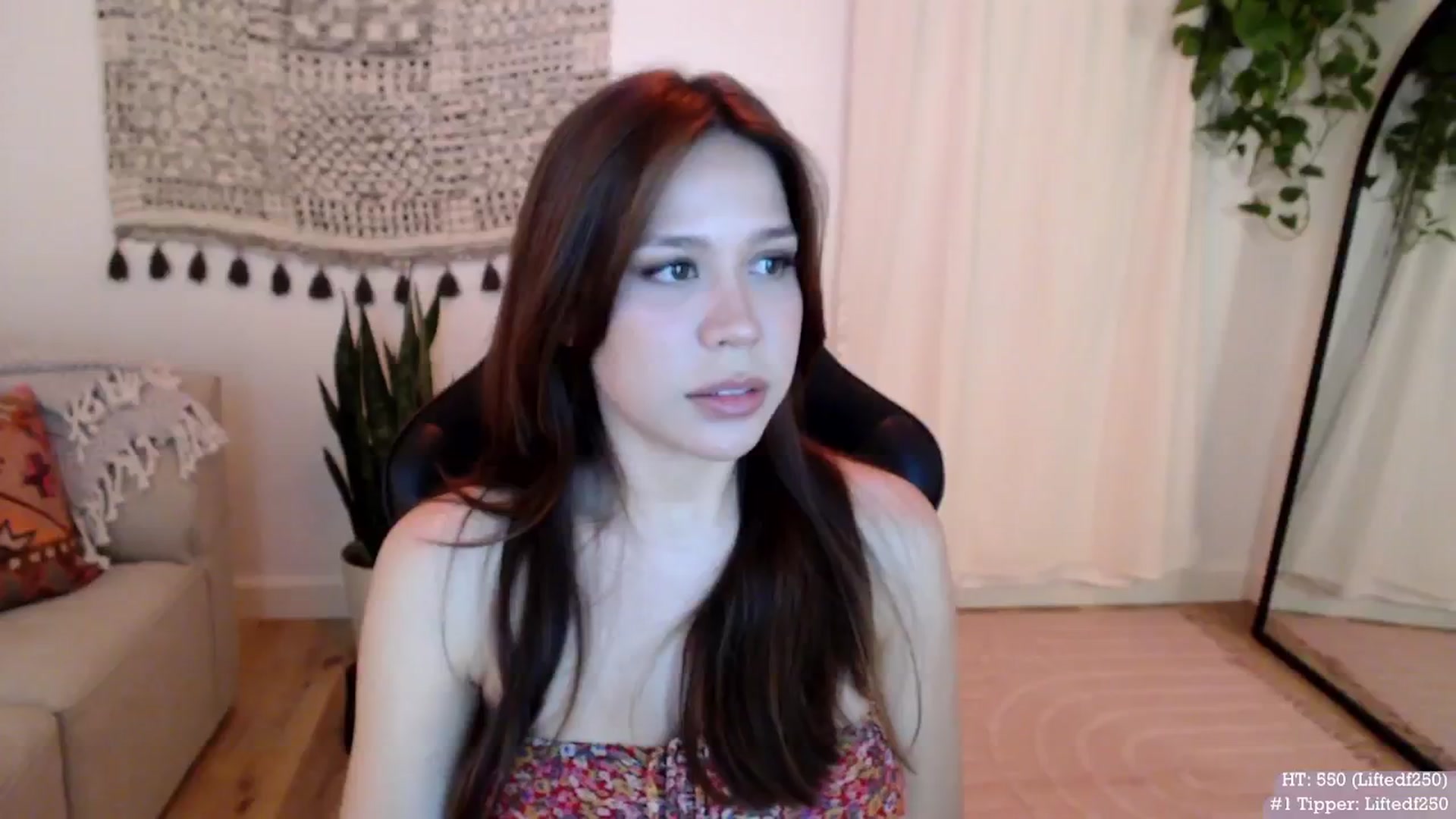 Gallery image thumbnail from Marie's myfreecams stream on, 05/09/2024, 04:07 image 10 of 20