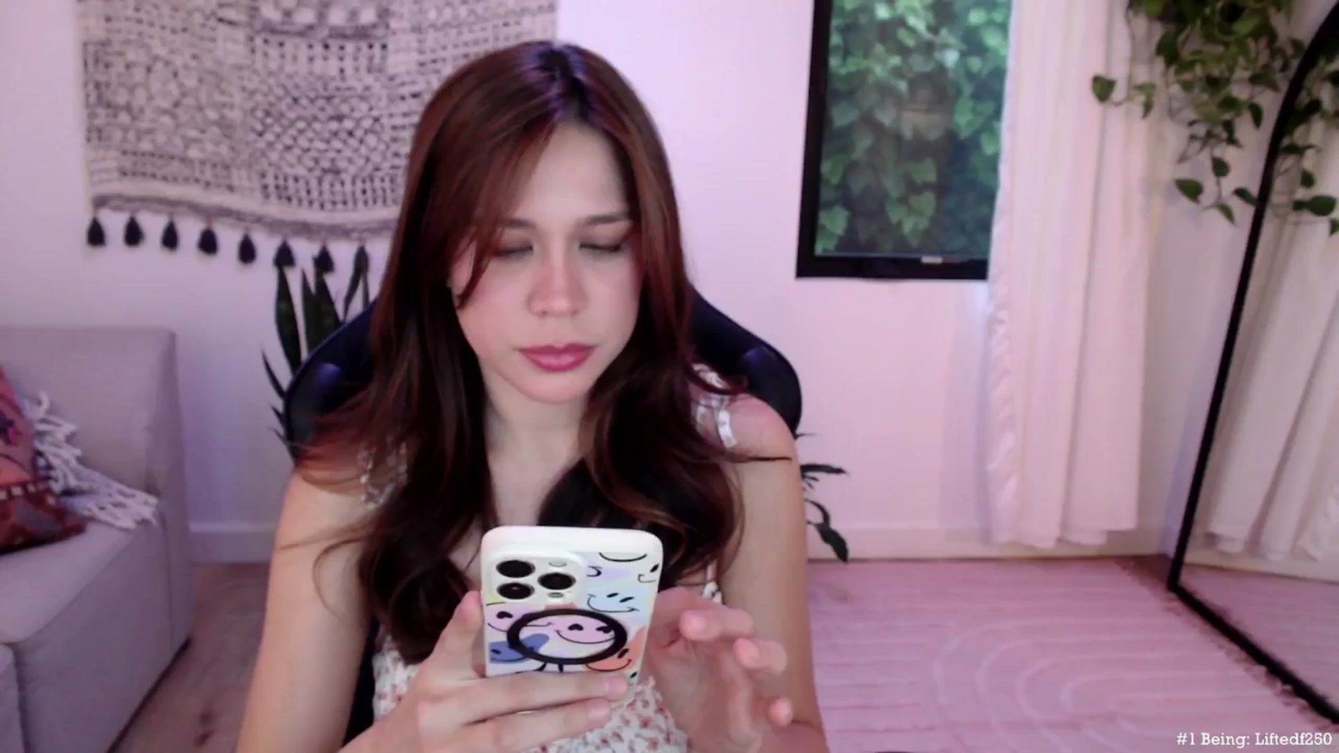 Gallery image thumbnail from Marie's myfreecams stream on, 05/16/2024, 03:11 image 12 of 20