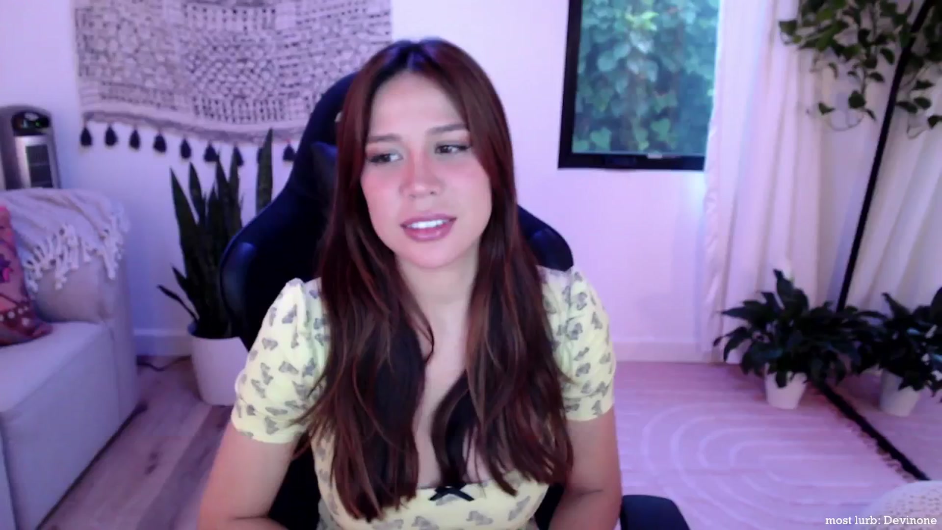 Gallery image thumbnail from Marie's myfreecams stream on, 06/07/2024, 04:07 image 8 of 20