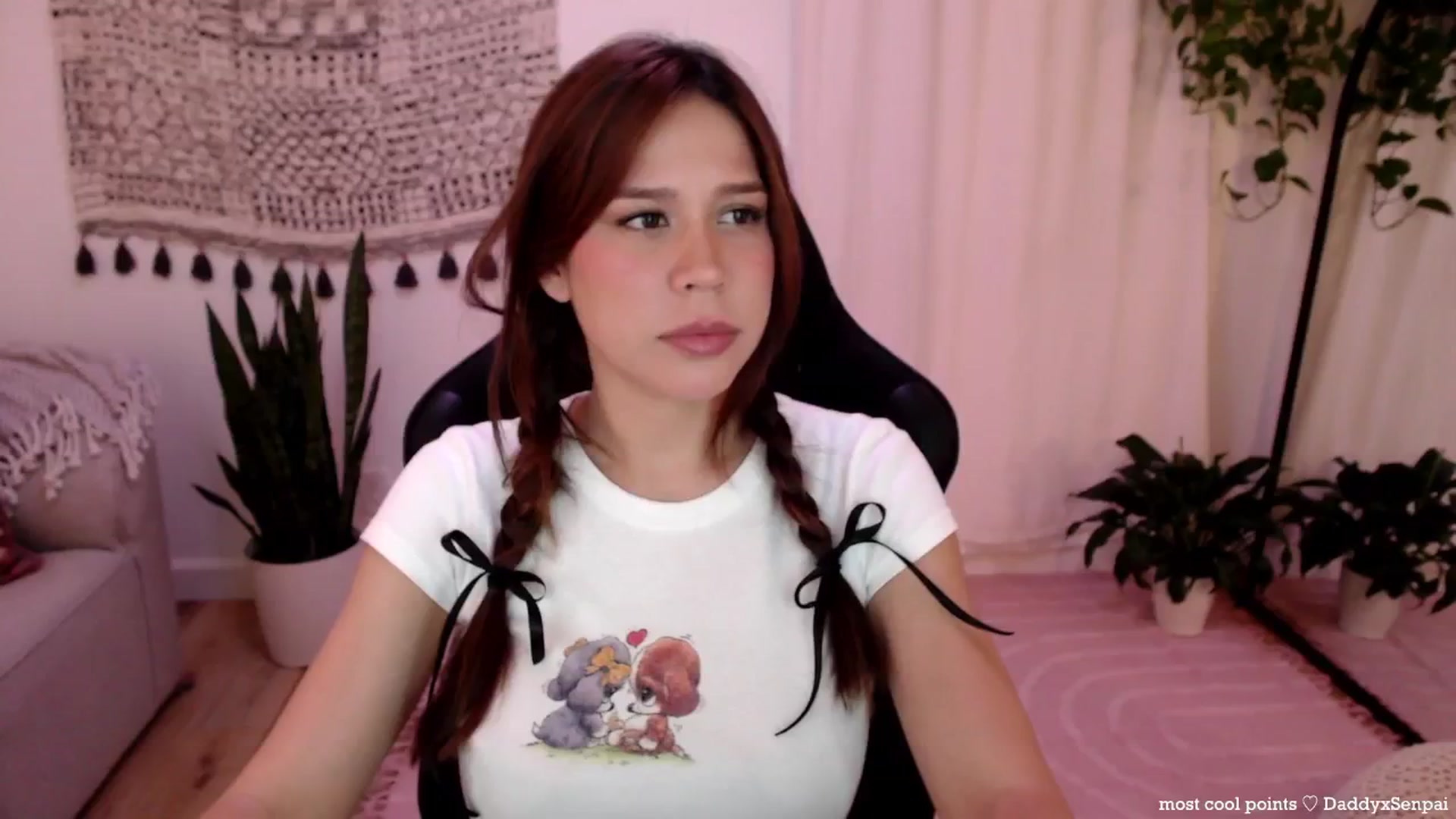 Gallery image thumbnail from Marie's myfreecams stream on, 06/12/2024, 04:39 image 14 of 20