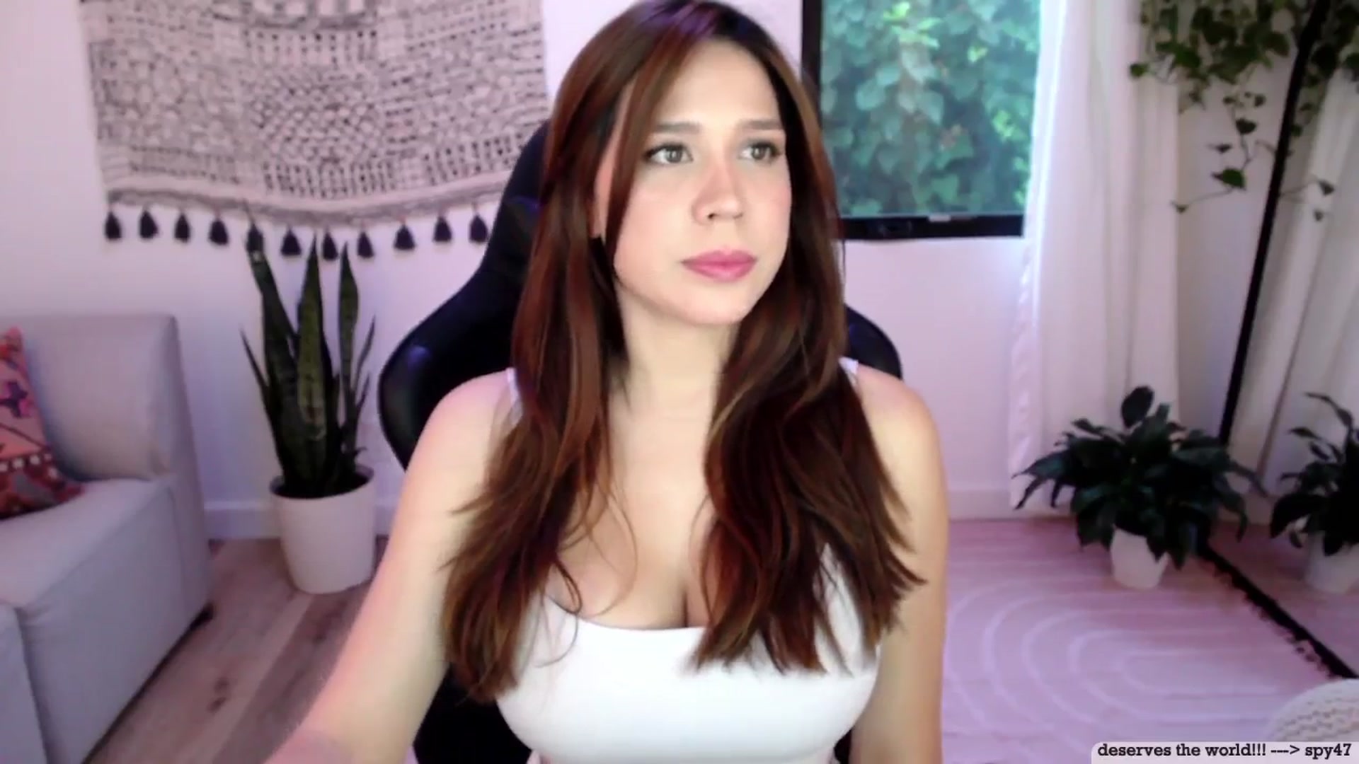 Gallery image thumbnail from Marie's myfreecams stream on, 06/25/2024, 03:07 image 12 of 20