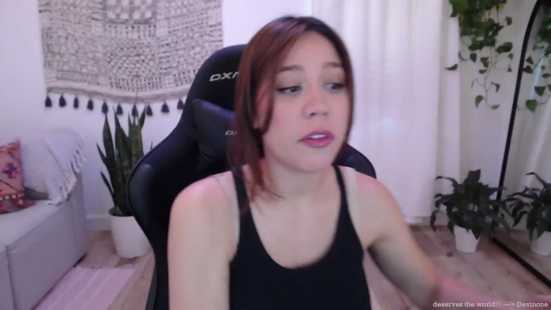 Gallery image thumbnail from Marie's myfreecams stream on, 07/01/2024, 23:17 image 3 of 20