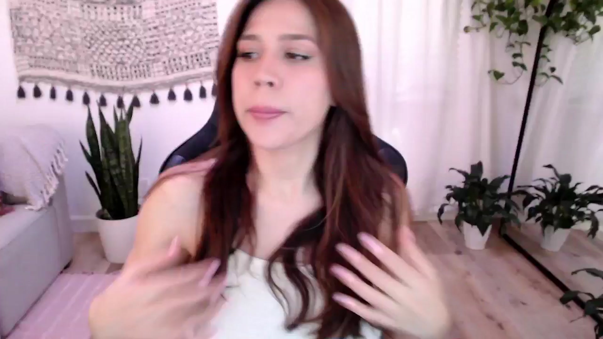 Gallery image thumbnail from Marie's myfreecams stream on, 07/03/2024, 22:38 image 1 of 20