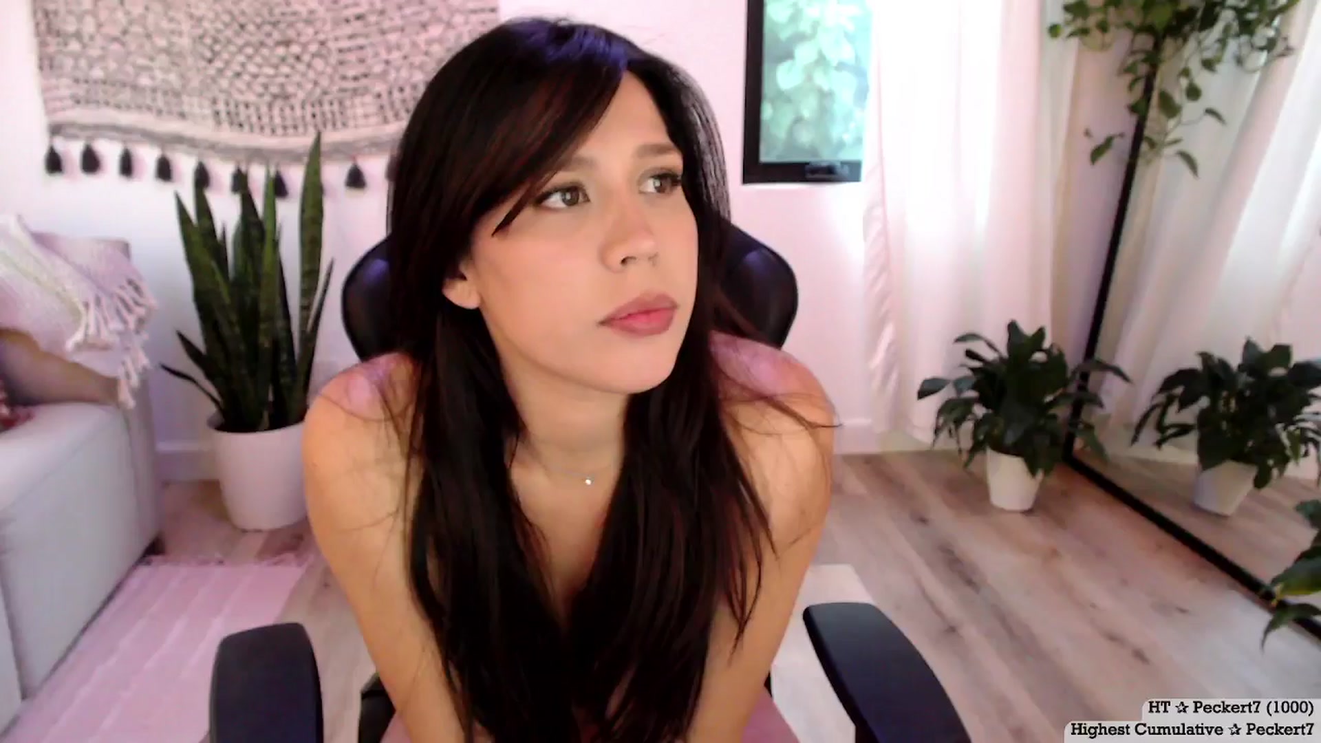 Gallery image thumbnail from Marie's myfreecams stream on, 07/30/2024, 03:22 image 2 of 20