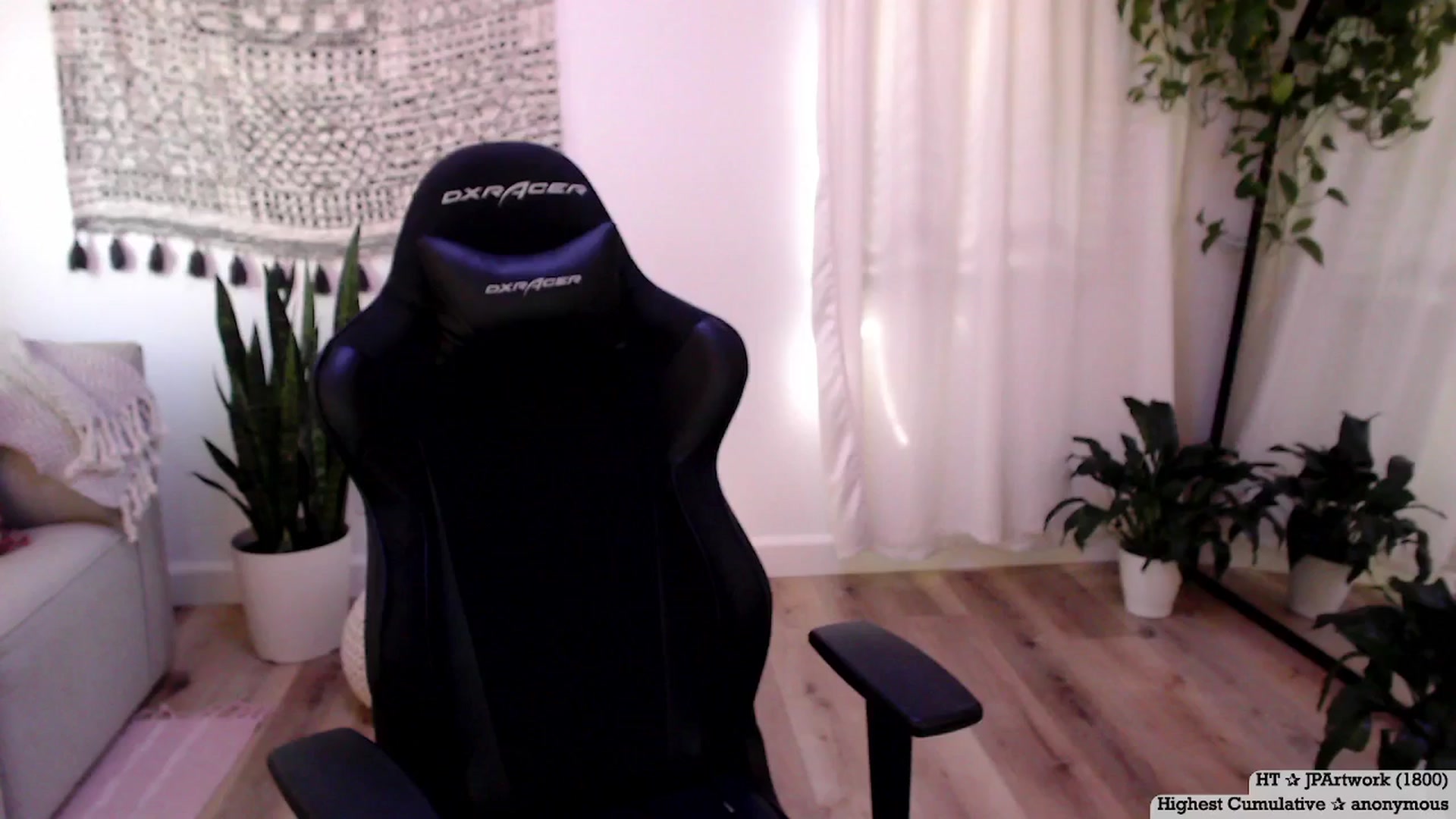 Gallery image thumbnail from Marie's myfreecams stream on, 08/09/2024, 22:35 image 16 of 20