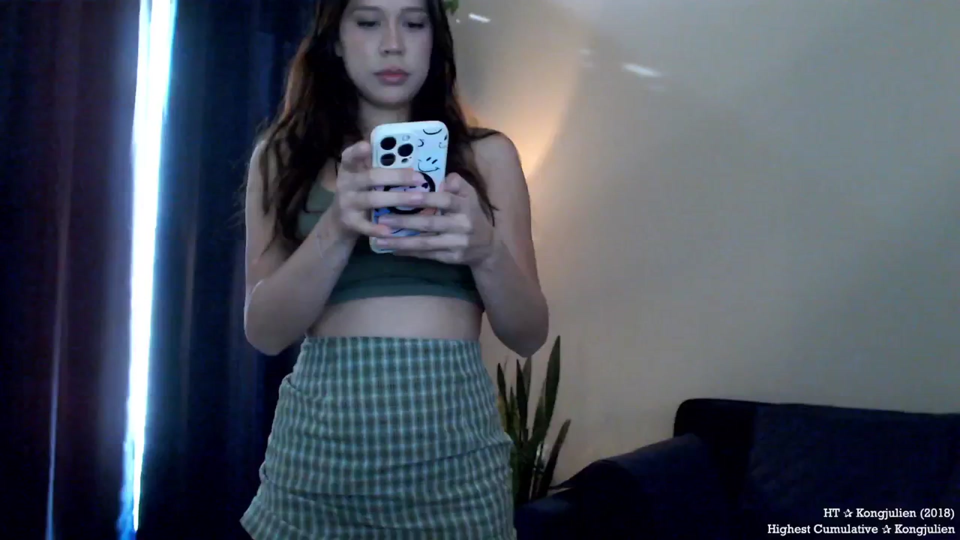 Gallery image thumbnail from Marie's myfreecams stream on, 11/08/2024, 24:05 image 10 of 20
