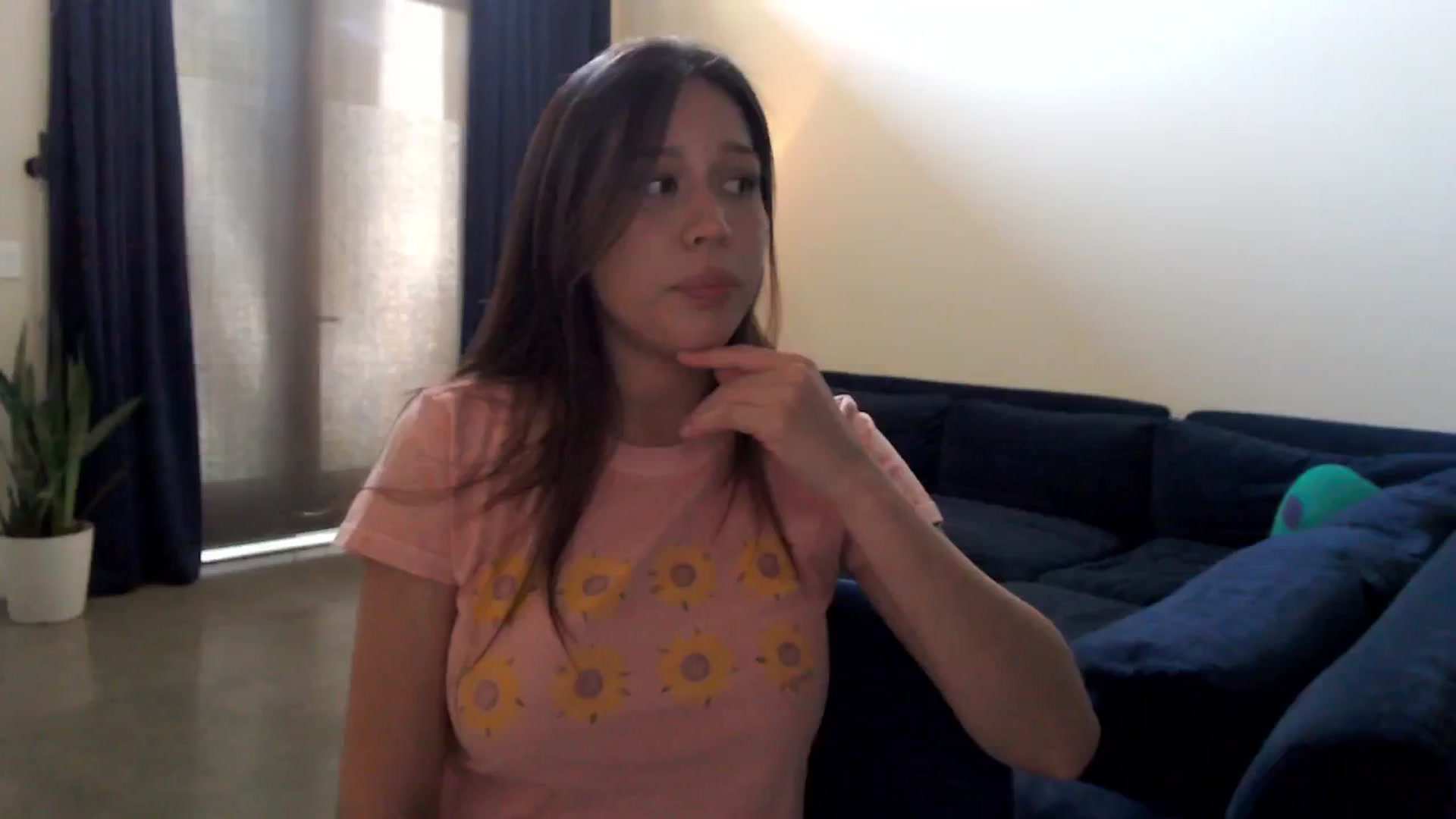 Gallery image thumbnail from Marie's myfreecams stream on, 11/12/2024, 21:14 image 10 of 20