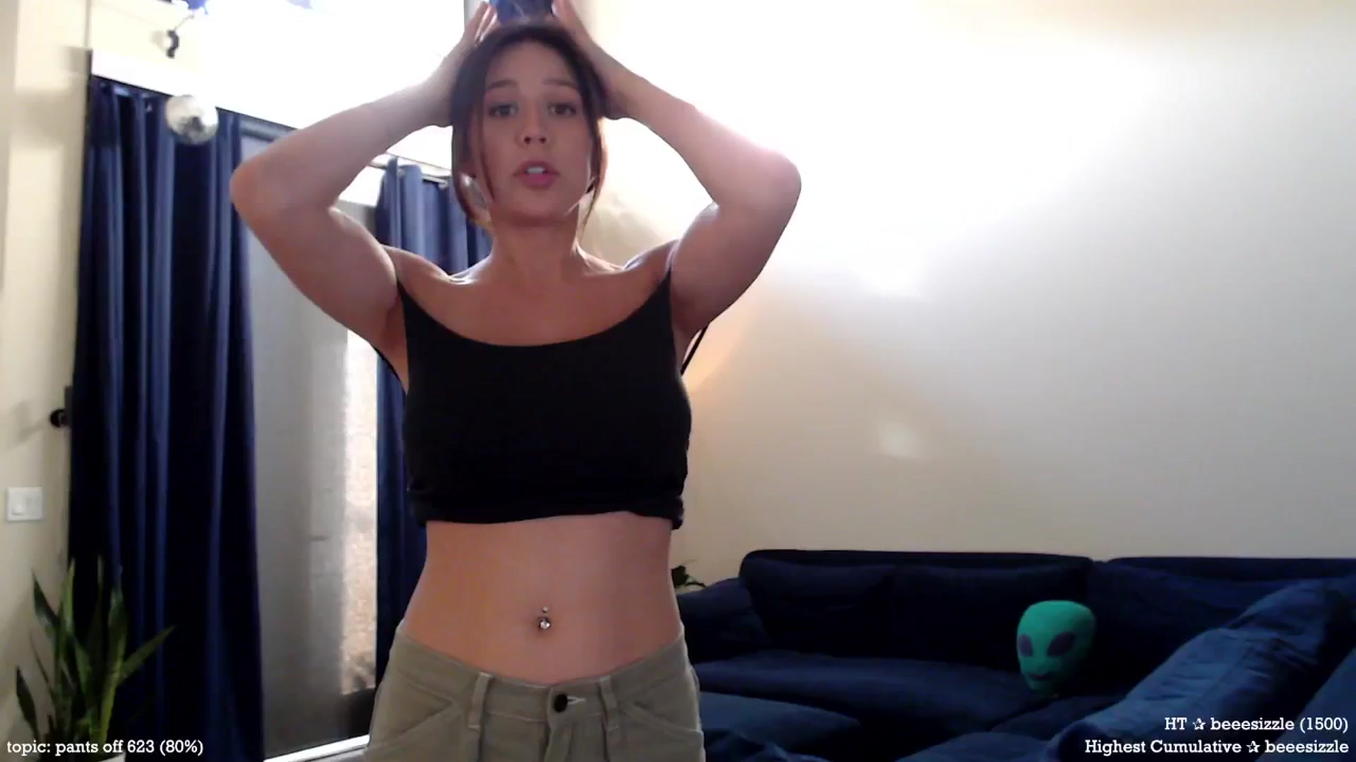 Gallery image thumbnail from Marie's myfreecams stream on, 11/14/2024, 24:04 image 16 of 20