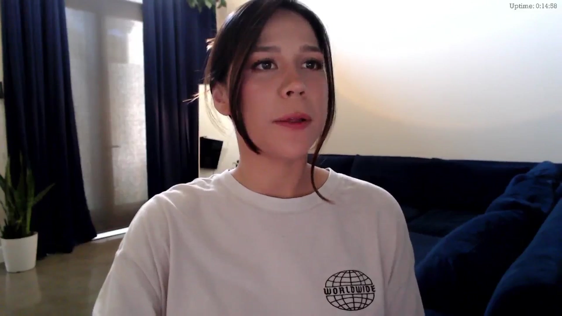 Gallery image thumbnail from Marie's myfreecams stream on, 11/14/2024, 21:45 image 17 of 20