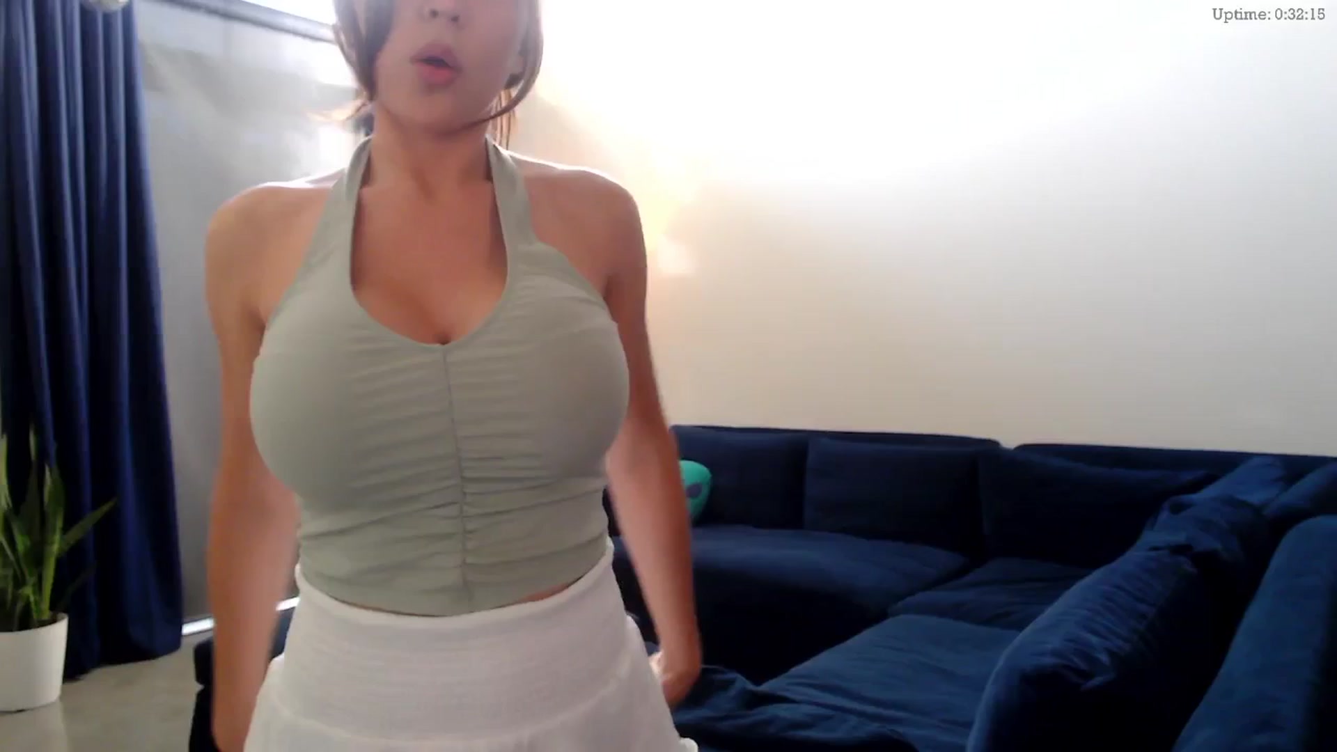 Gallery image thumbnail from Marie's myfreecams stream on, 11/16/2024, 24:08 image 6 of 20