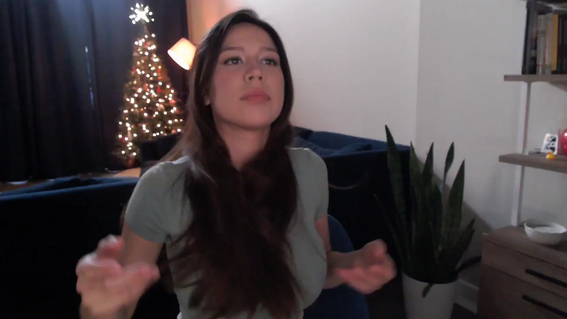 Gallery image thumbnail from Marie's myfreecams stream on, 12/05/2024, 24:00 image 8 of 20