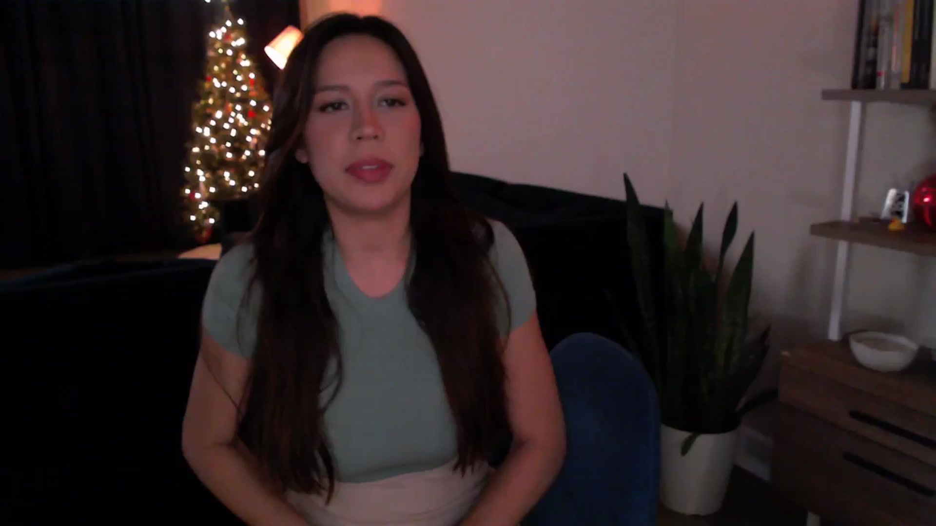 Gallery image thumbnail from Marie's myfreecams stream on, 12/05/2024, 01:20 image 17 of 20
