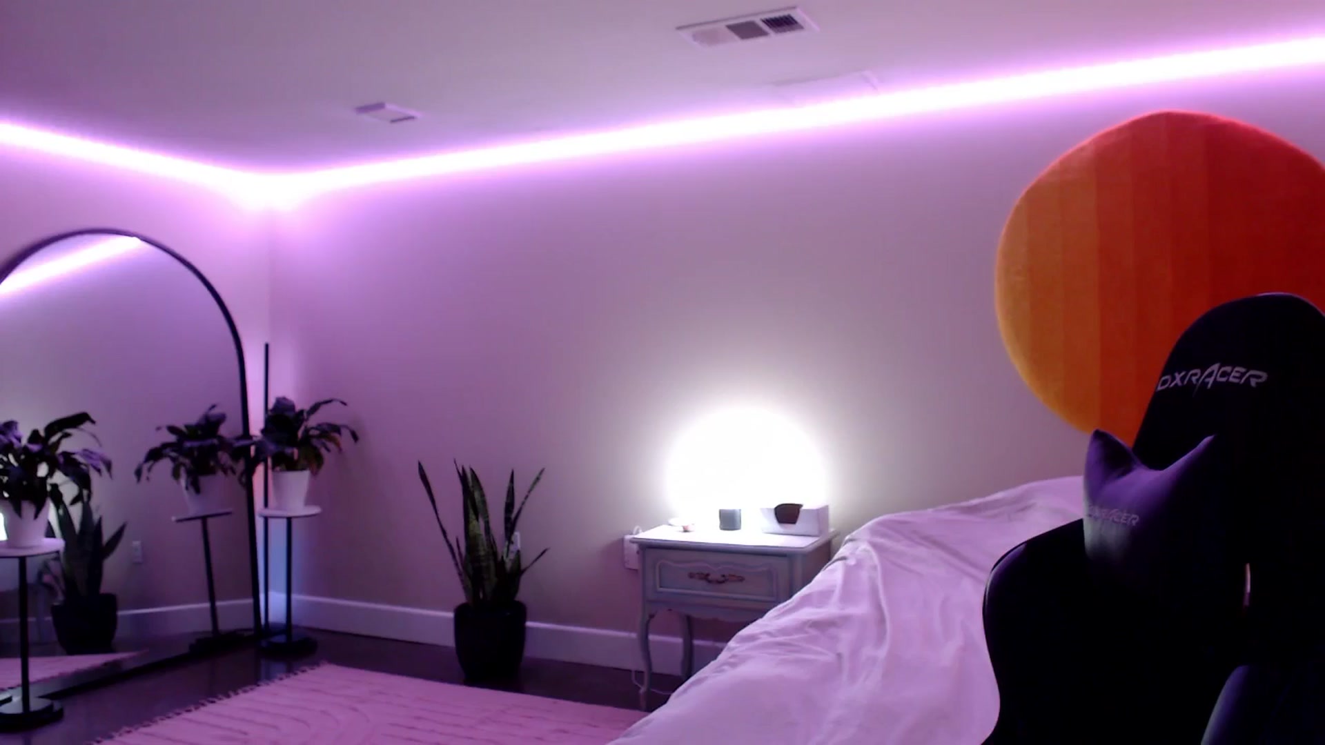 Gallery image thumbnail from Marie's myfreecams stream on, 12/06/2024, 01:02 image 16 of 20