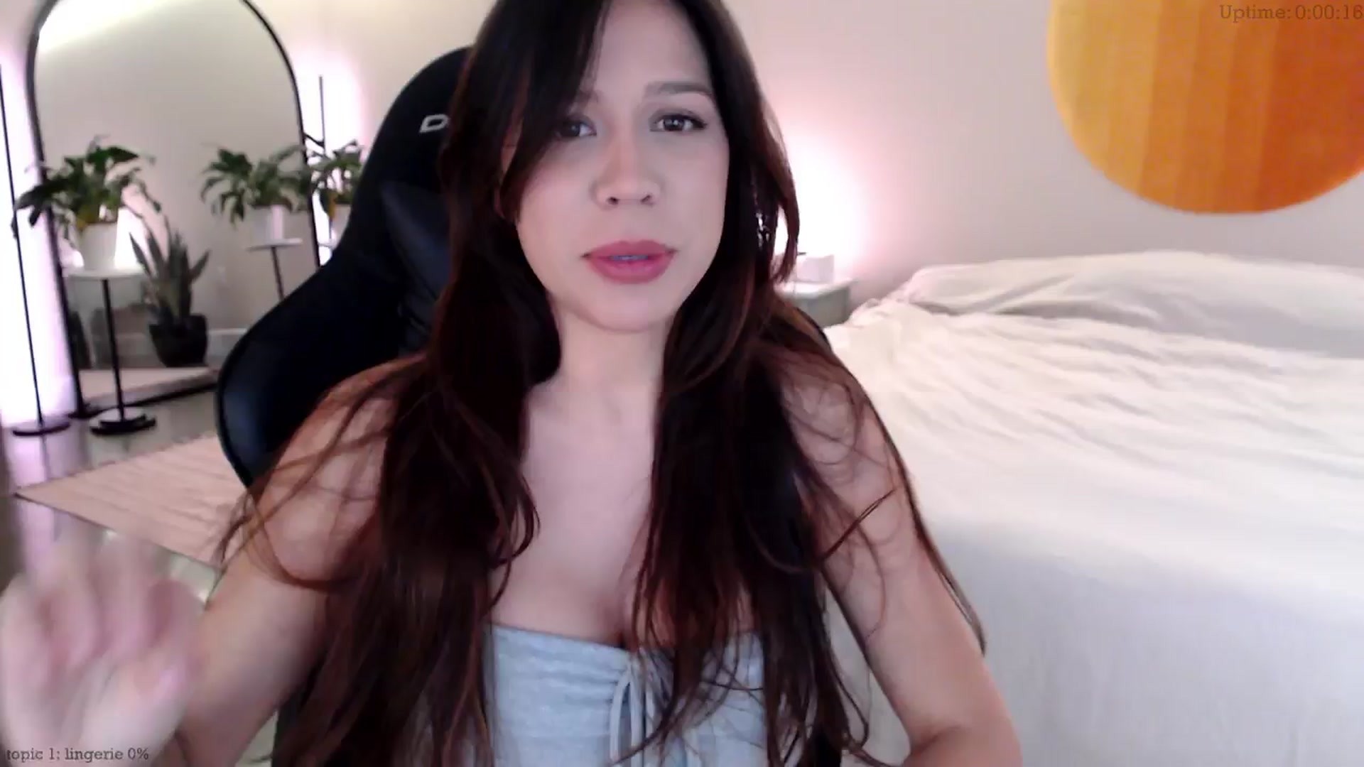 Gallery image thumbnail from Marie's myfreecams stream on, 12/12/2024, 22:39 image 1 of 20