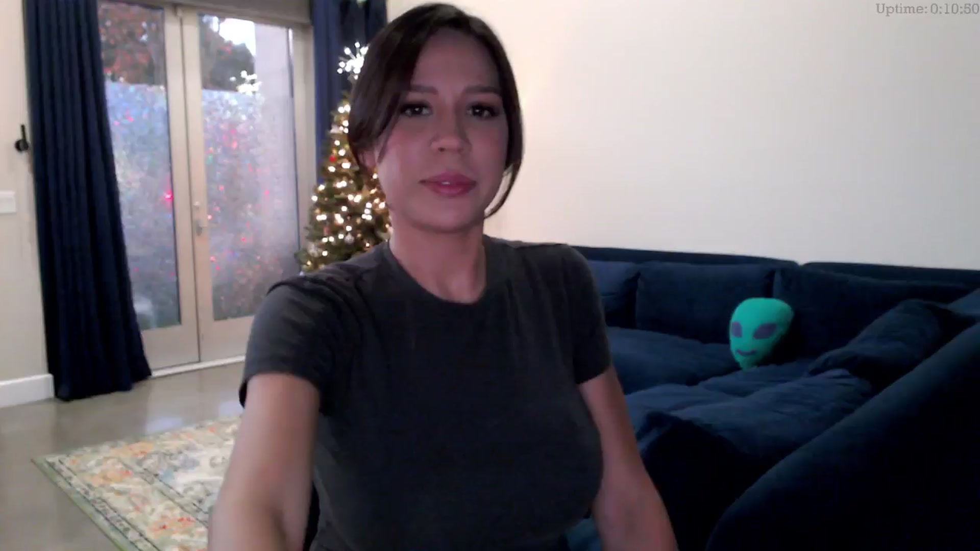 Gallery image thumbnail from Marie's myfreecams stream on, 12/19/2024, 05:20 image 2 of 20
