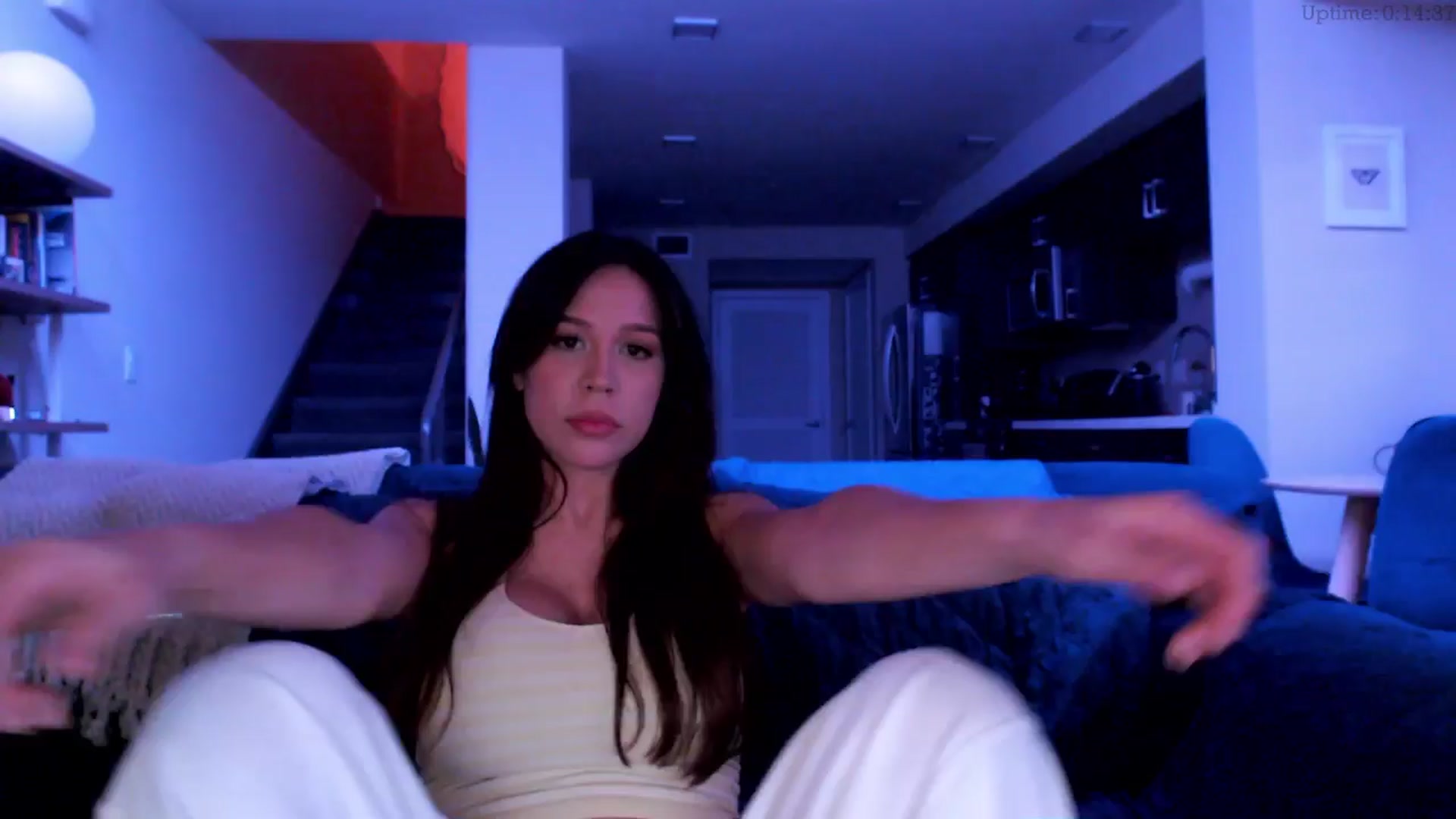 Gallery image thumbnail from Marie's myfreecams stream on, 12/27/2024, 04:29 image 3 of 20