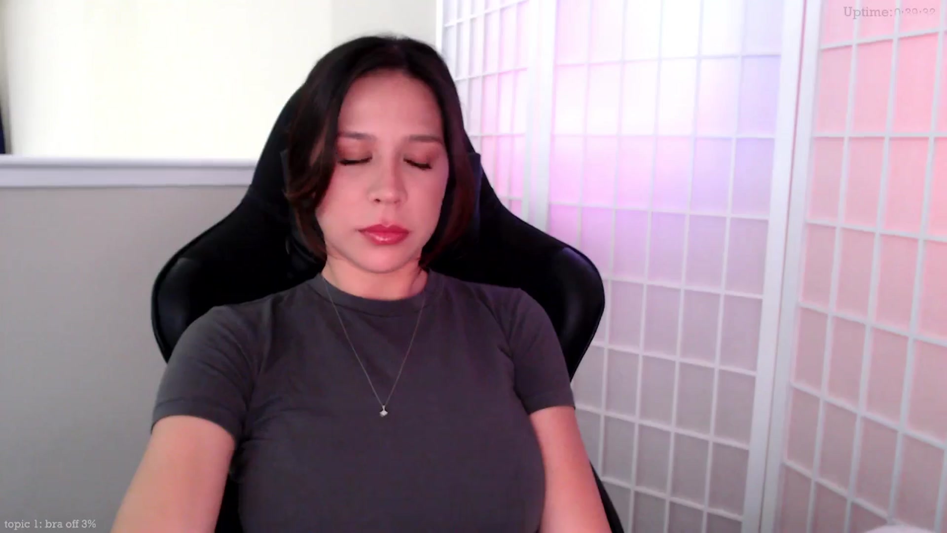 Gallery image thumbnail from Marie's myfreecams stream on, 02/25/2025, 22:44 image 16 of 20