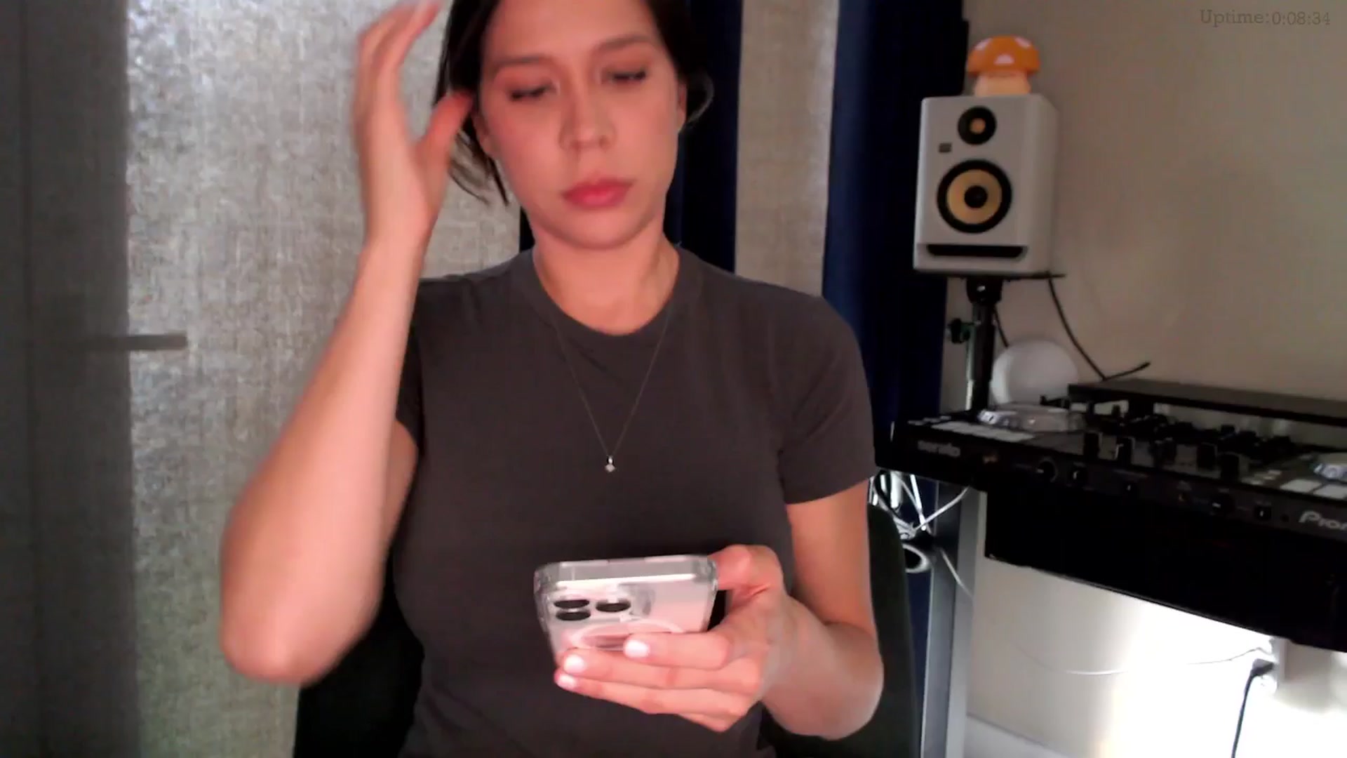 Gallery image thumbnail from Marie's myfreecams stream on, 03/12/2025, 24:02 image 3 of 20