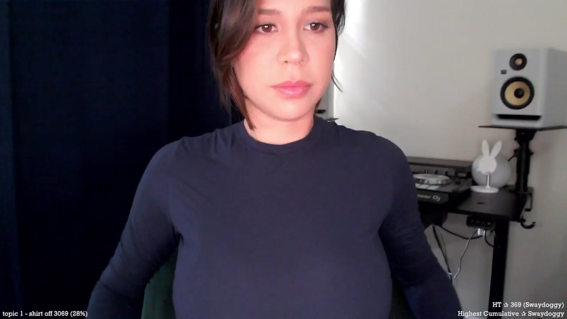 Gallery image thumbnail from Marie's myfreecams stream on, 04/02/2025, 23:01 image 14 of 20