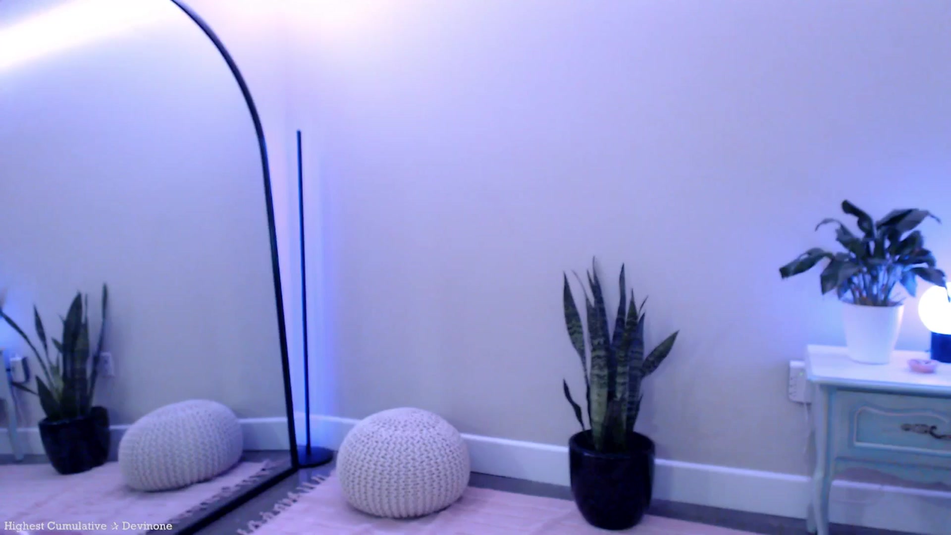 Gallery image thumbnail from Marie's myfreecams stream on, 04/23/2025, 24:05 image 6 of 20