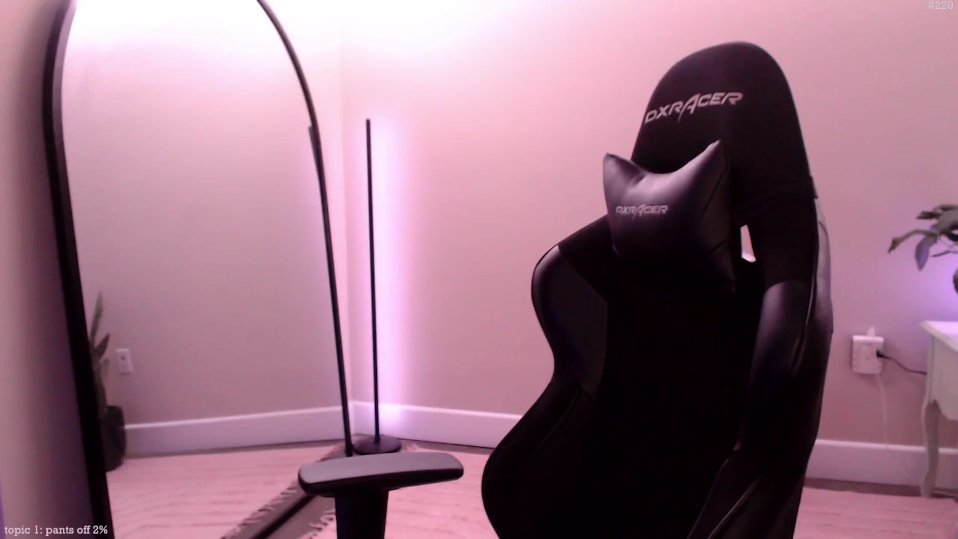 Gallery image thumbnail from Marie's myfreecams stream on, 06/24/2025, 04:12 image 3 of 20