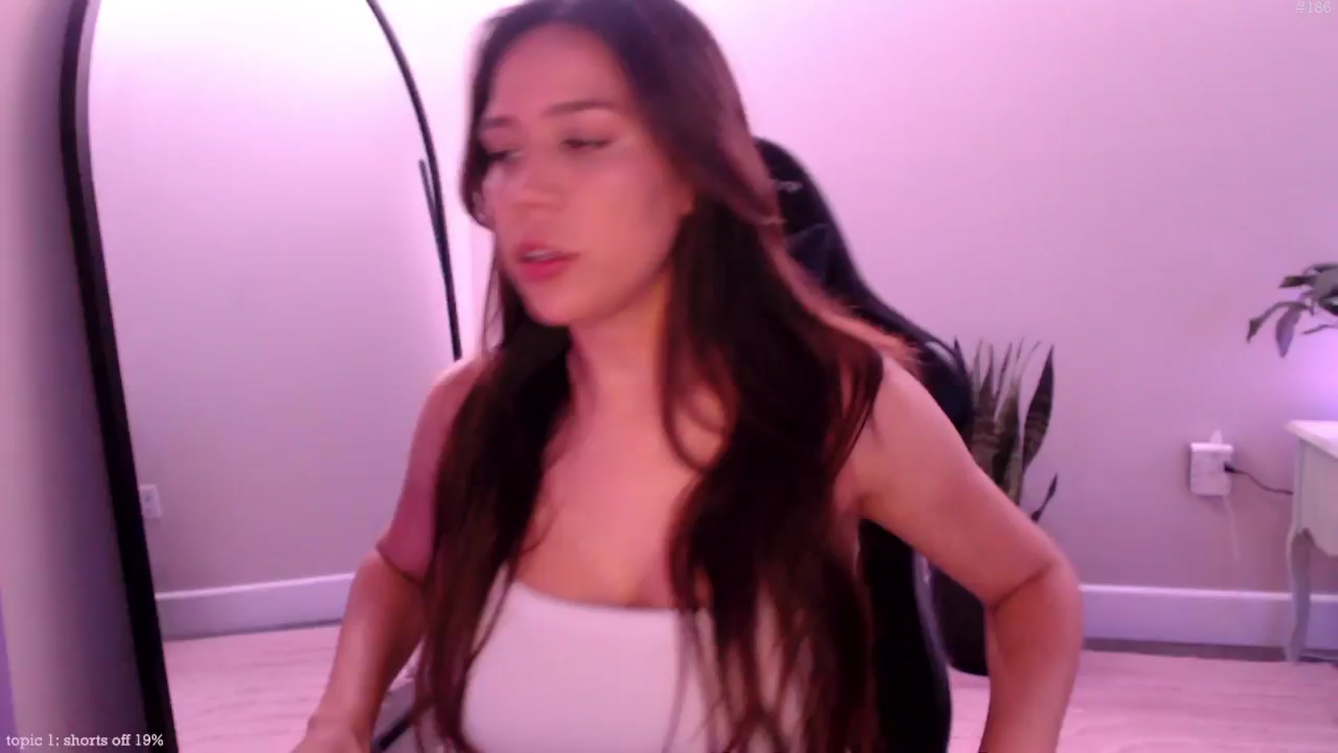 Gallery image thumbnail from Marie's myfreecams stream on, 06/25/2025, 21:37 image 7 of 20