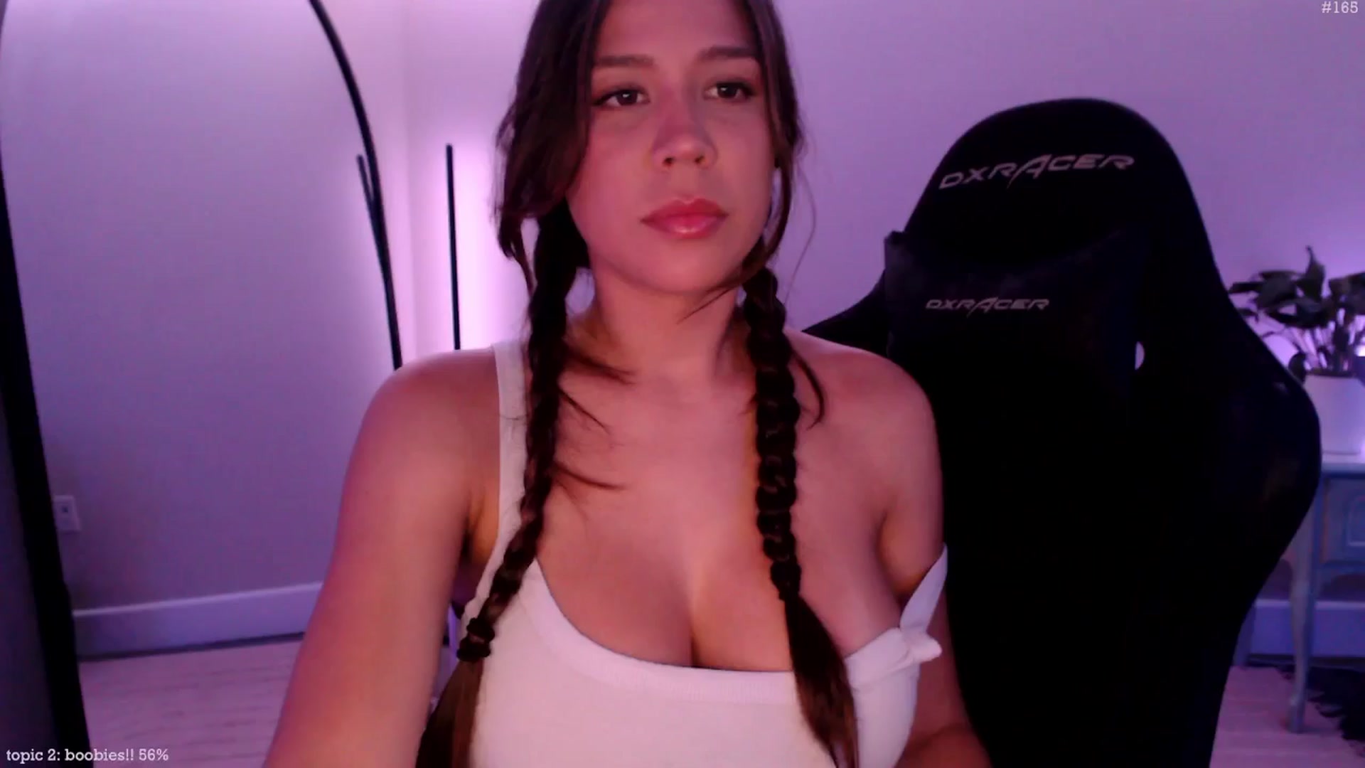 Gallery image thumbnail from Marie's myfreecams stream on, 06/25/2025, 23:03 image 8 of 20