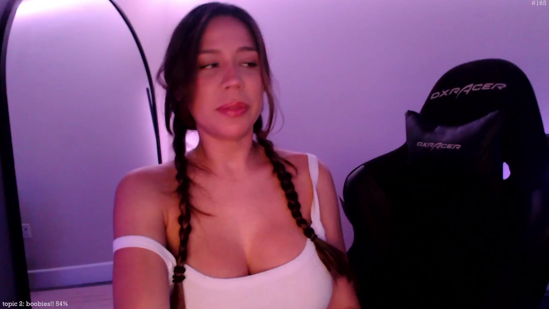 Gallery image thumbnail from Marie's myfreecams stream on, 06/25/2025, 23:03 image 6 of 20
