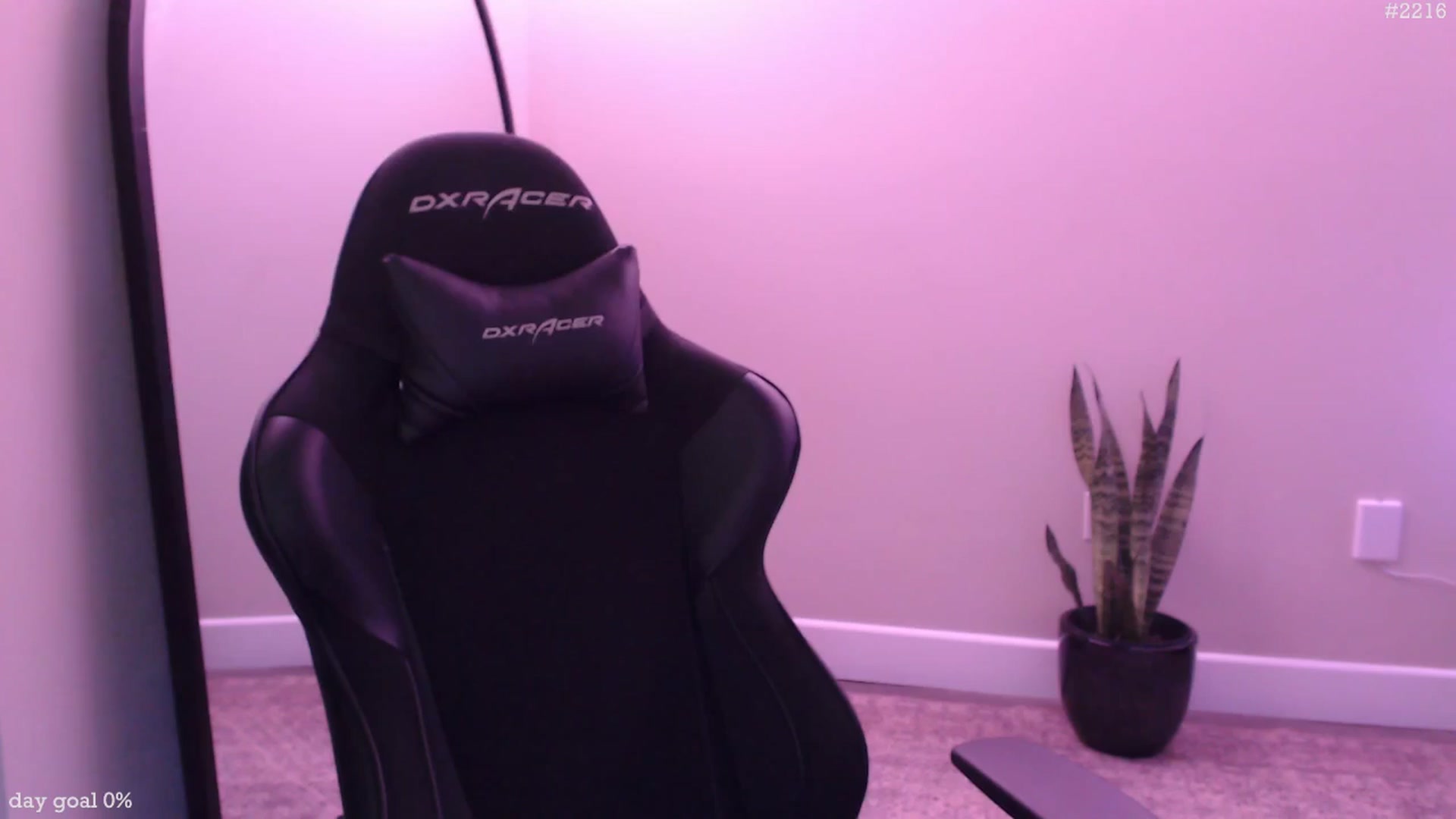 Gallery image thumbnail from Marie's myfreecams stream on, 09/08/2025, 20:35 image 1 of 20
