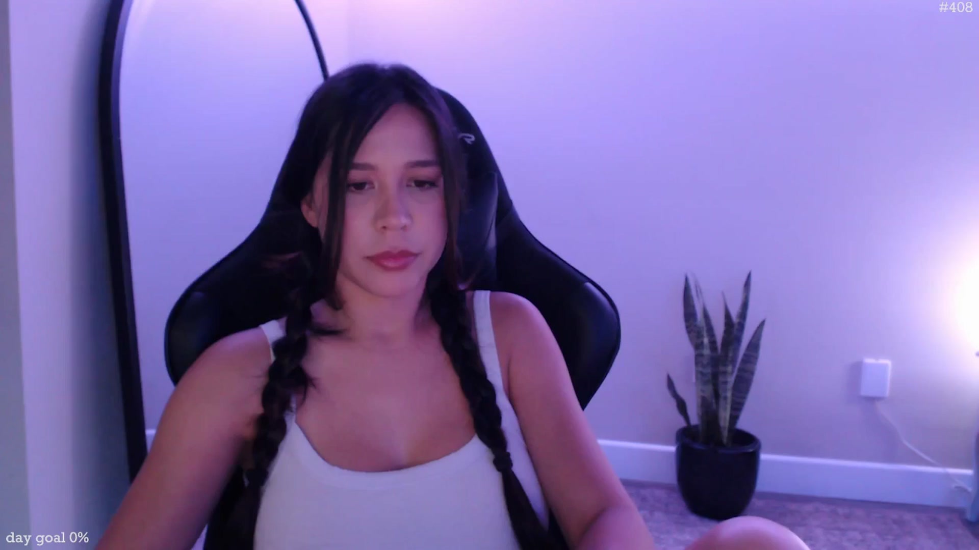 Gallery image thumbnail from Marie's myfreecams stream on, 09/11/2025, 22:03 image 7 of 20