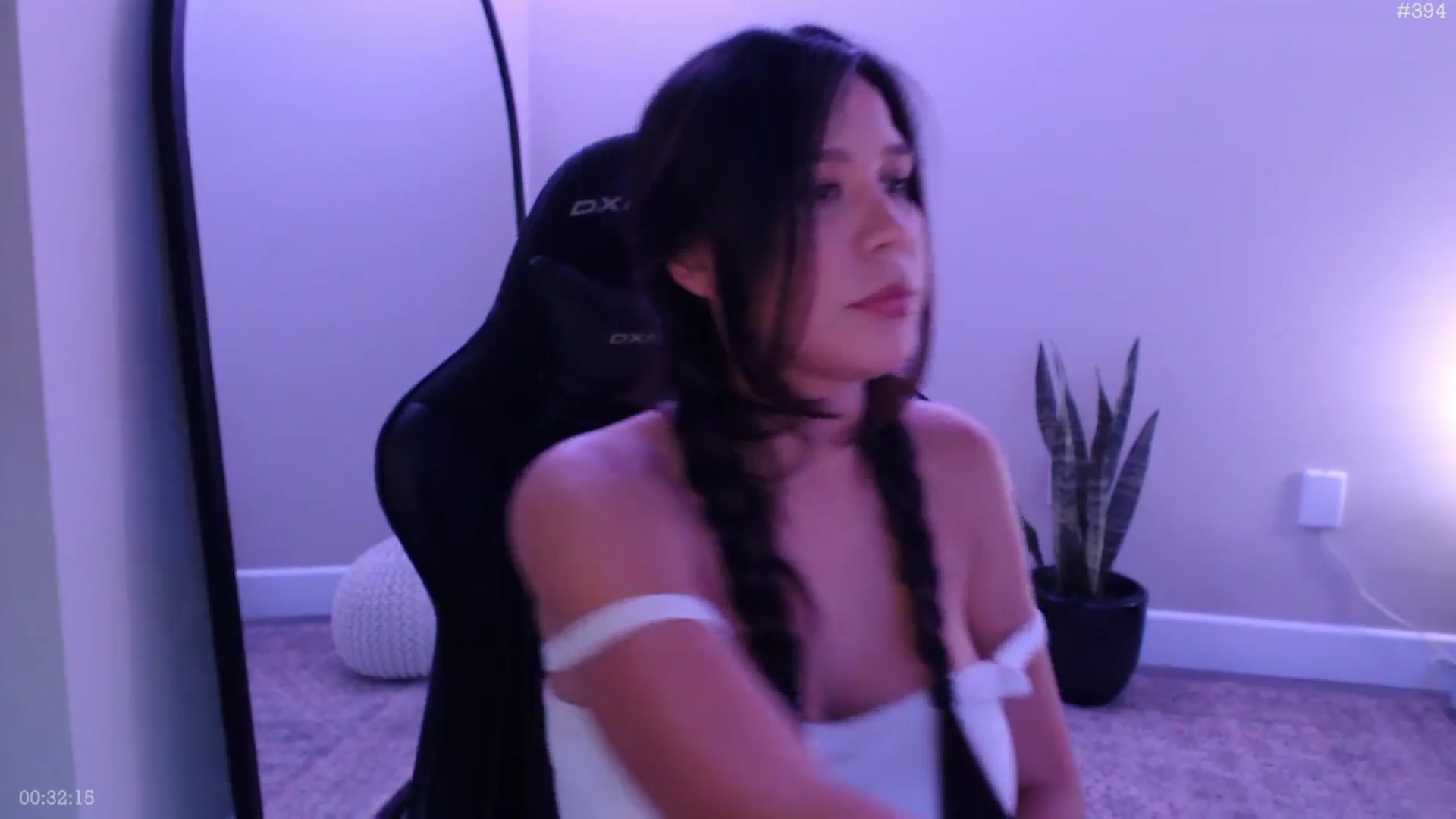 Gallery image thumbnail from Marie's myfreecams stream on, 09/11/2025, 22:03 image 15 of 20