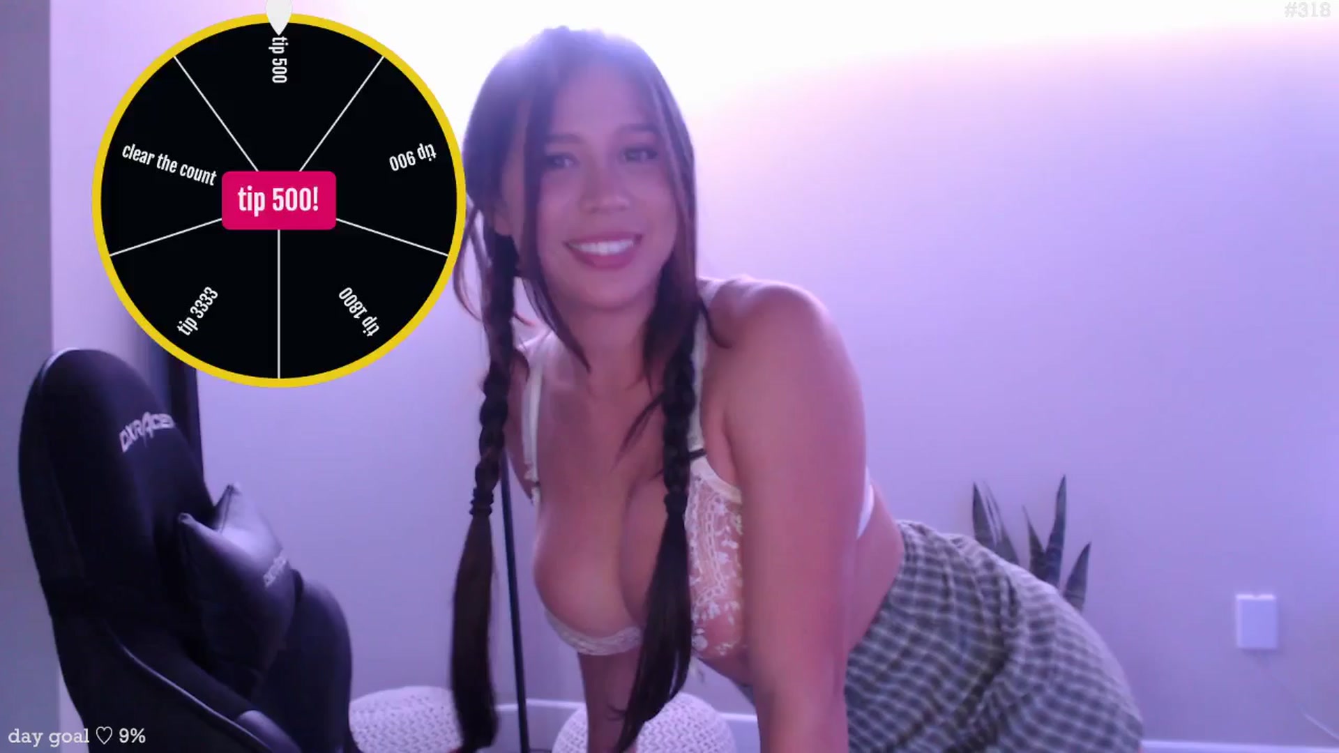 Gallery image thumbnail from Marie's myfreecams stream on, 09/24/2025, 24:01 image 9 of 20