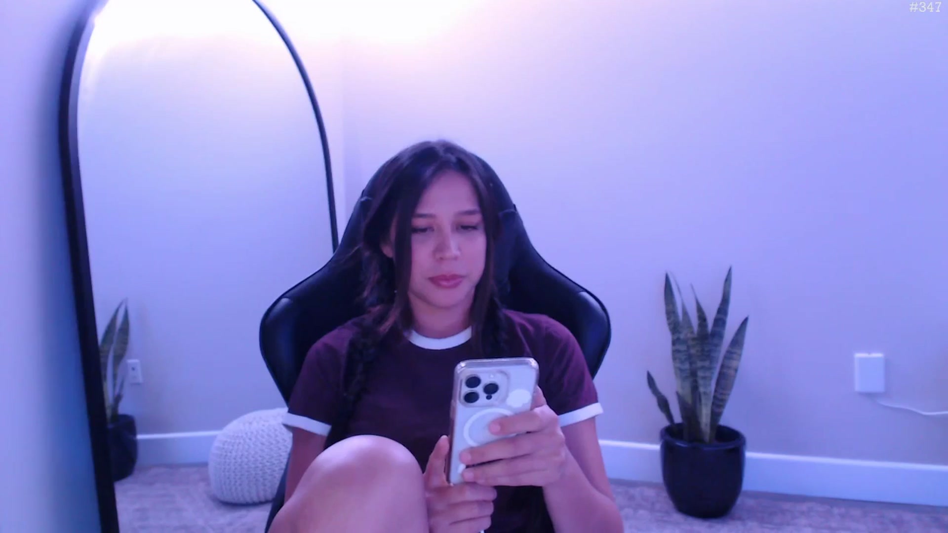 Gallery image thumbnail from Marie's myfreecams stream on, 09/30/2025, 22:48 image 16 of 20