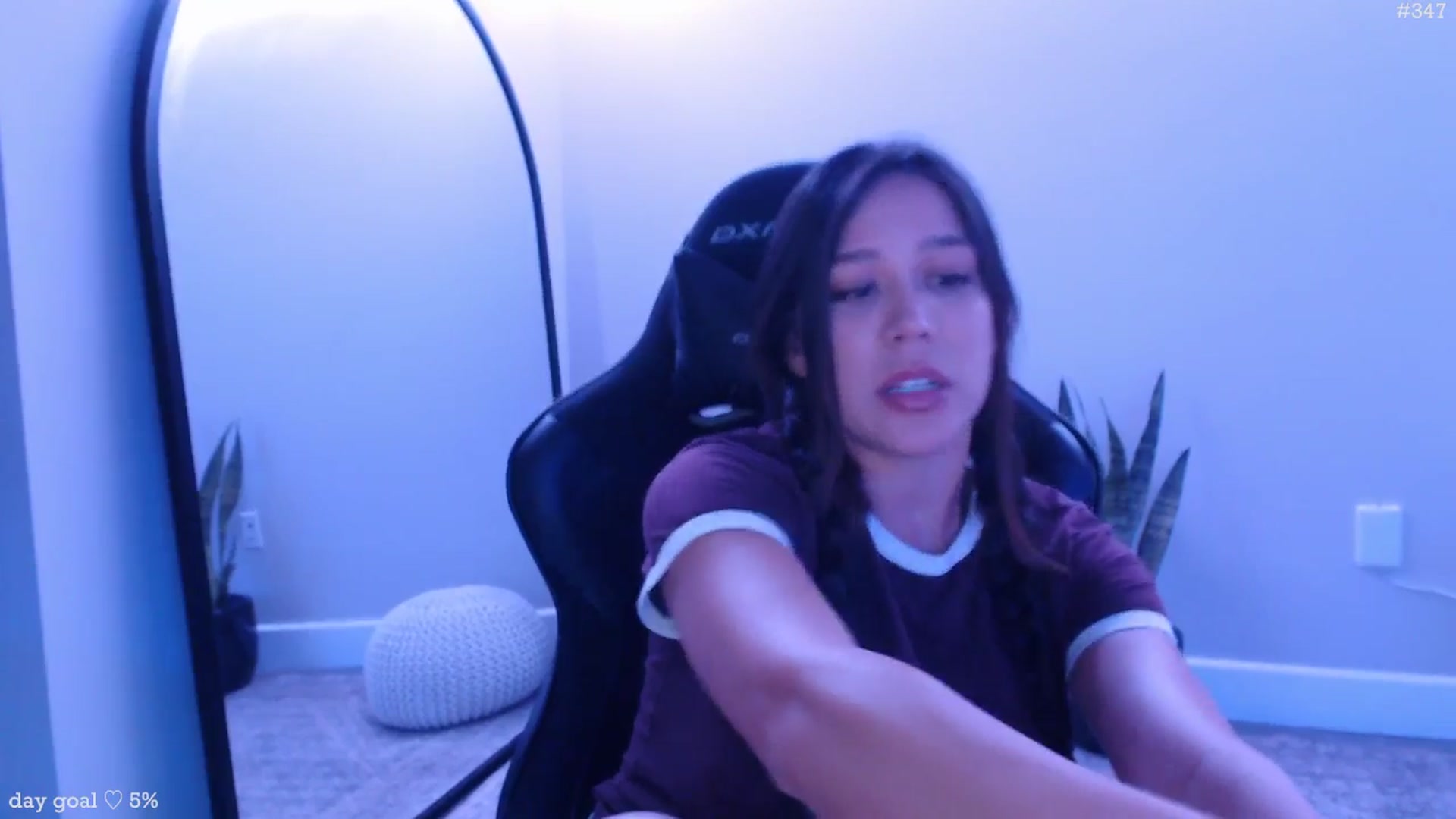 Gallery image thumbnail from Marie's myfreecams stream on, 09/30/2025, 22:48 image 15 of 20