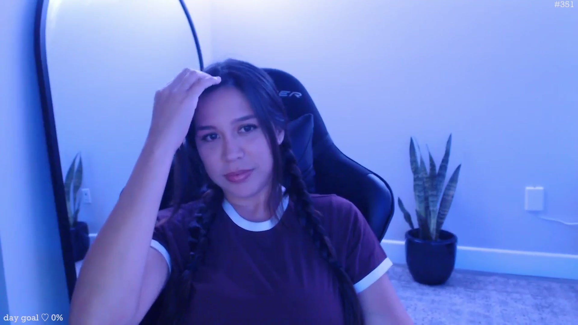 Gallery image thumbnail from Marie's myfreecams stream on, 09/30/2025, 22:48 image 3 of 20