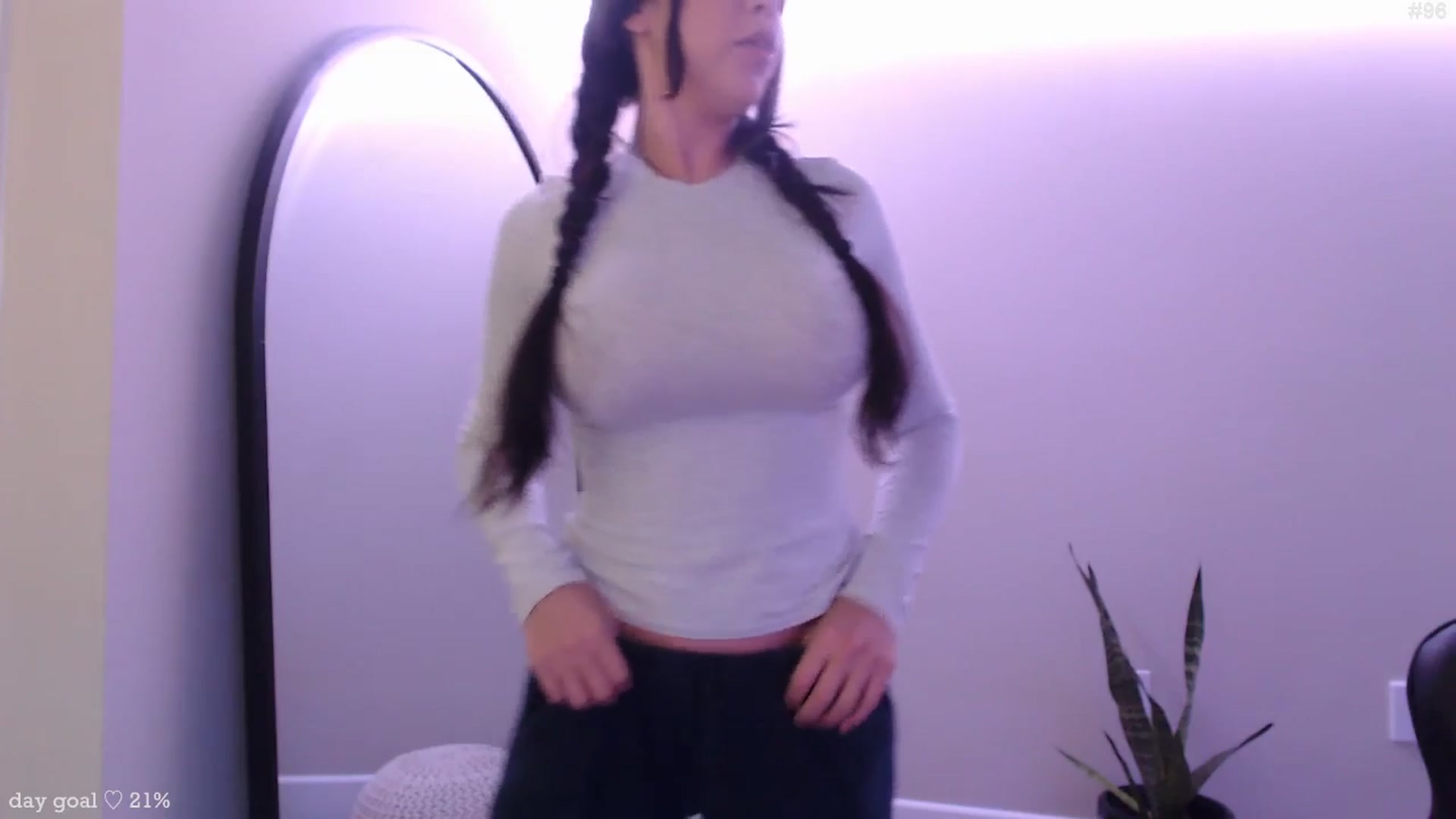Gallery image thumbnail from Marie's myfreecams stream on, 10/14/2025, 22:52 image 11 of 20