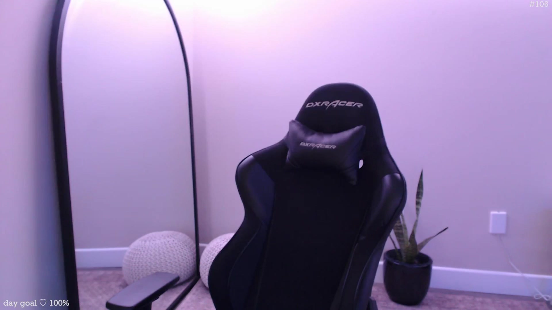 Gallery image thumbnail from Marie's myfreecams stream on, 10/20/2025, 22:23 image 18 of 20