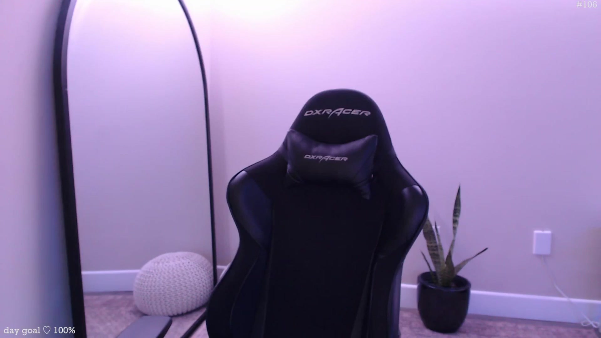Gallery image thumbnail from Marie's myfreecams stream on, 10/20/2025, 22:23 image 19 of 20