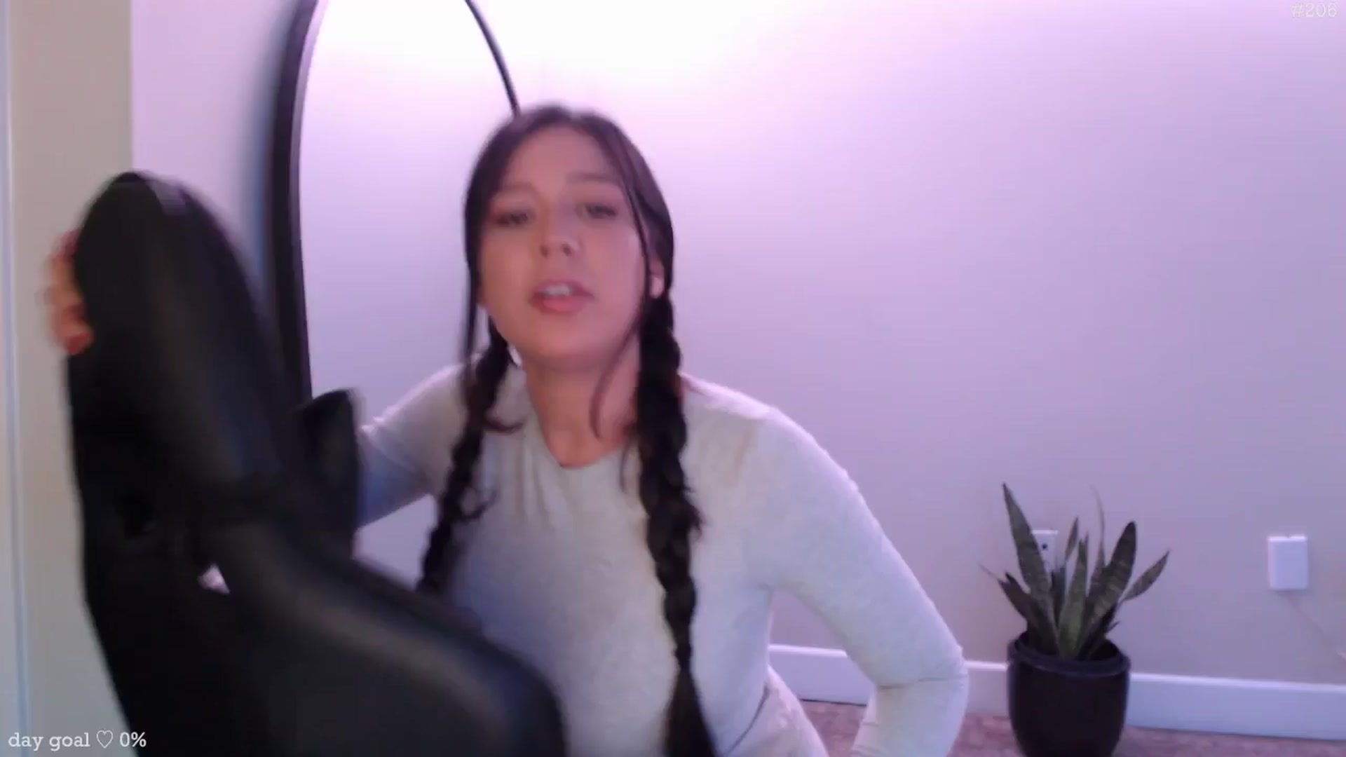 Gallery image thumbnail from Marie's myfreecams stream on, 01/08/2026, 24:02 image 3 of 20