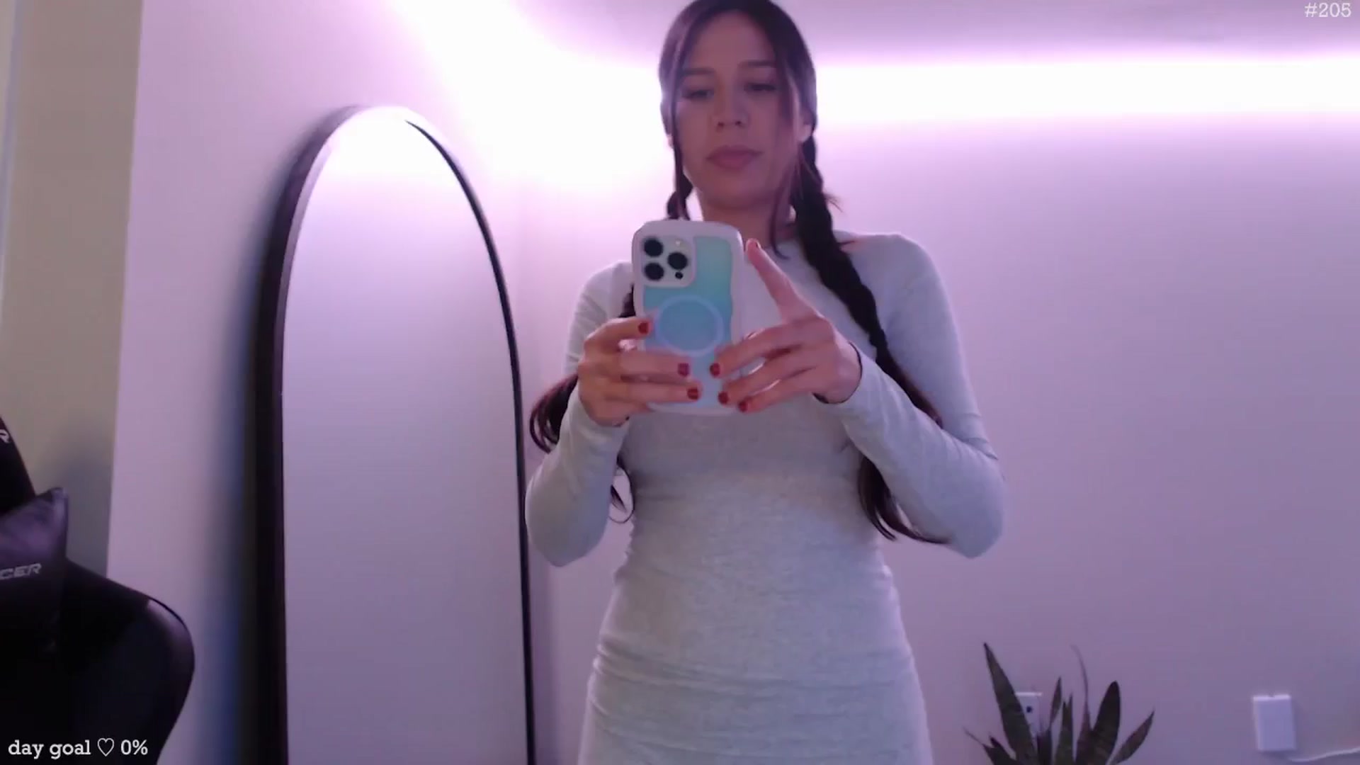 Gallery image thumbnail from Marie's myfreecams stream on, 01/08/2026, 24:02 image 2 of 20