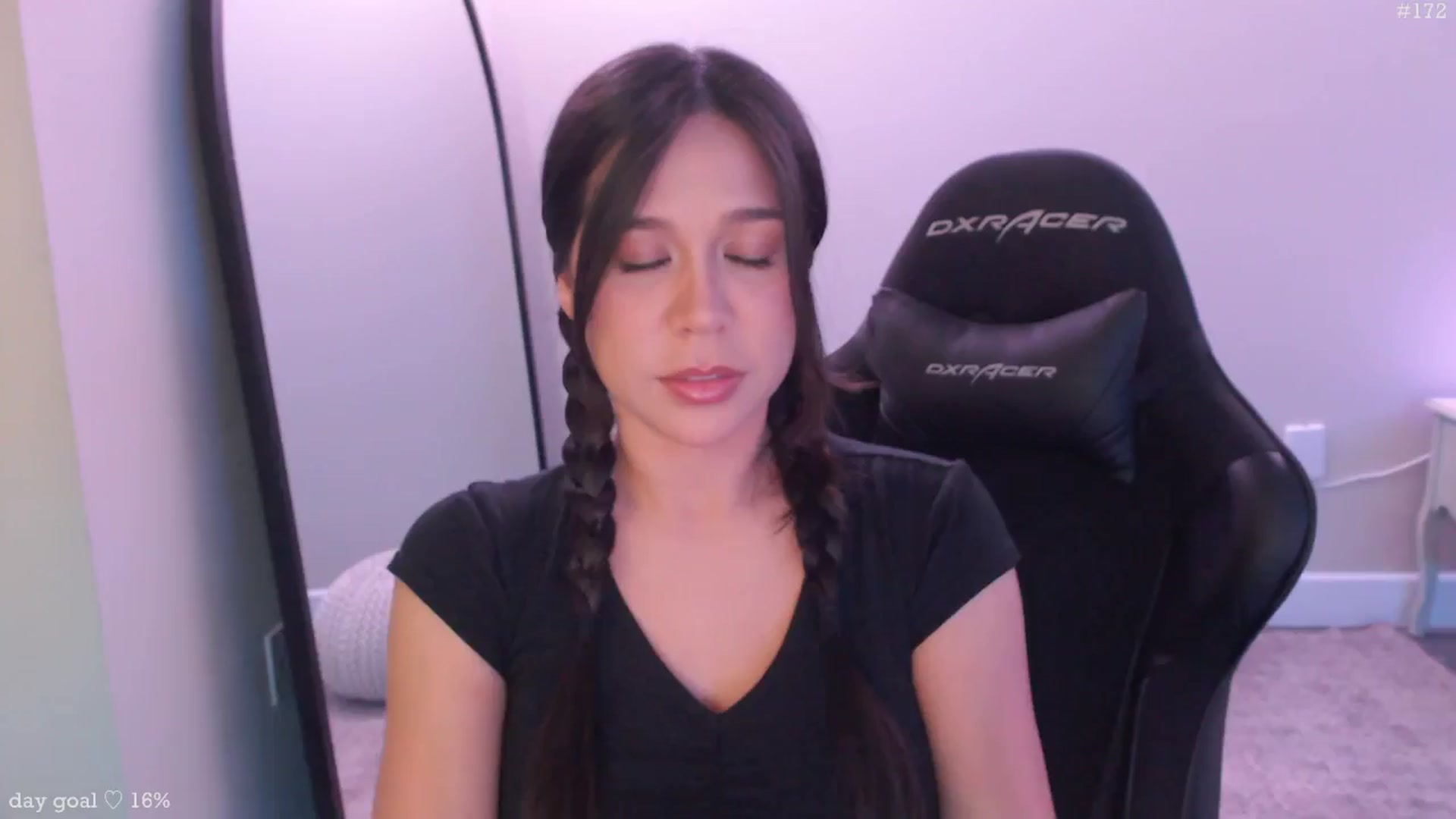 Gallery image thumbnail from Marie's myfreecams stream on, 01/28/2026, 24:01 image 4 of 20